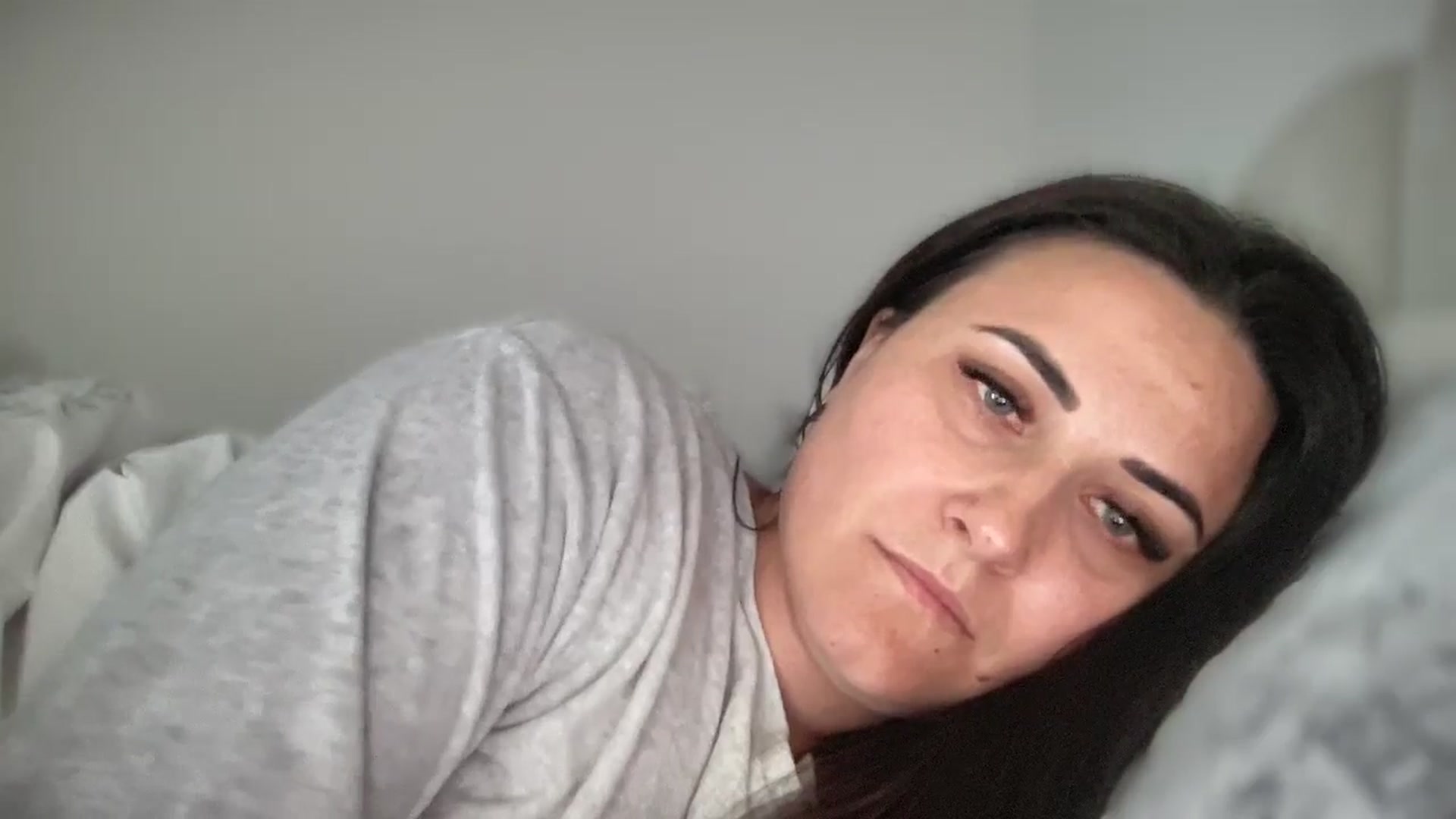 Gallery image thumbnail from Emafox's myfreecams stream on, 03/18/2025, 12:11 image 3 of 20