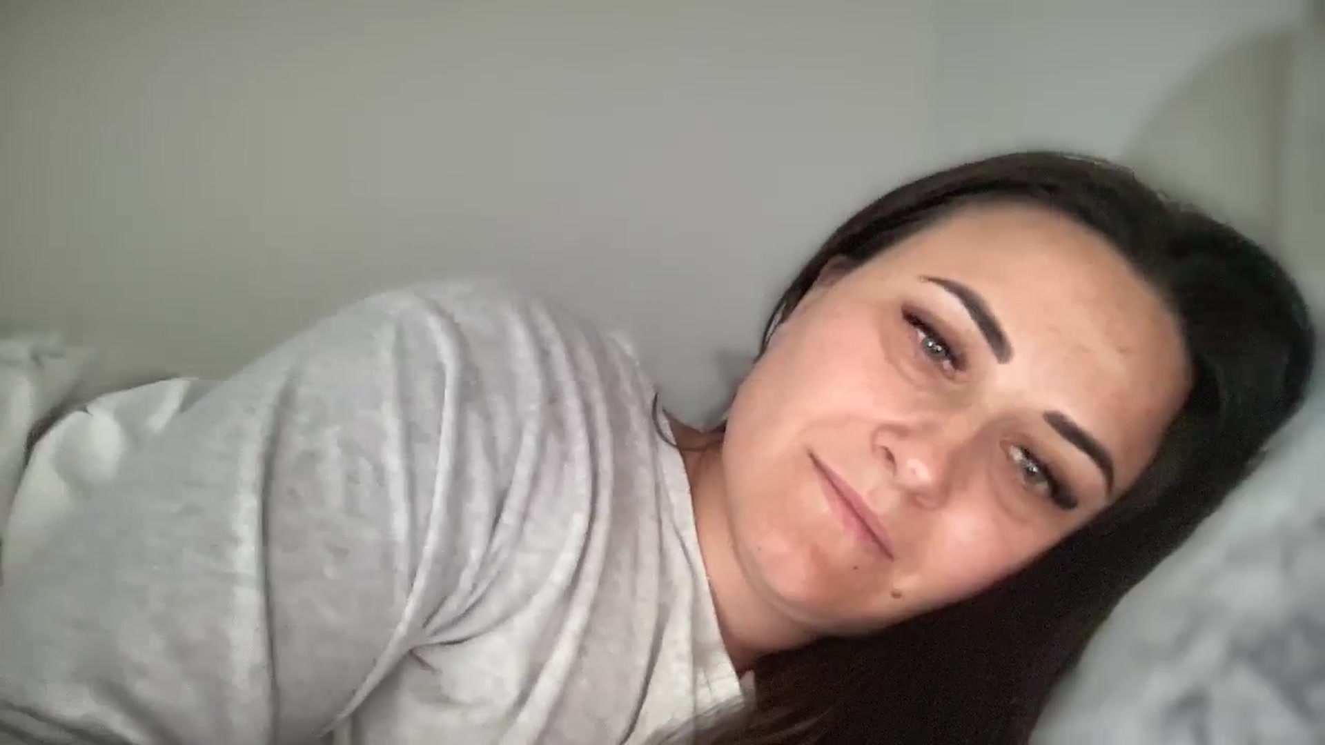 Gallery image thumbnail from Emafox's myfreecams stream on, 03/18/2025, 12:11 image 5 of 20