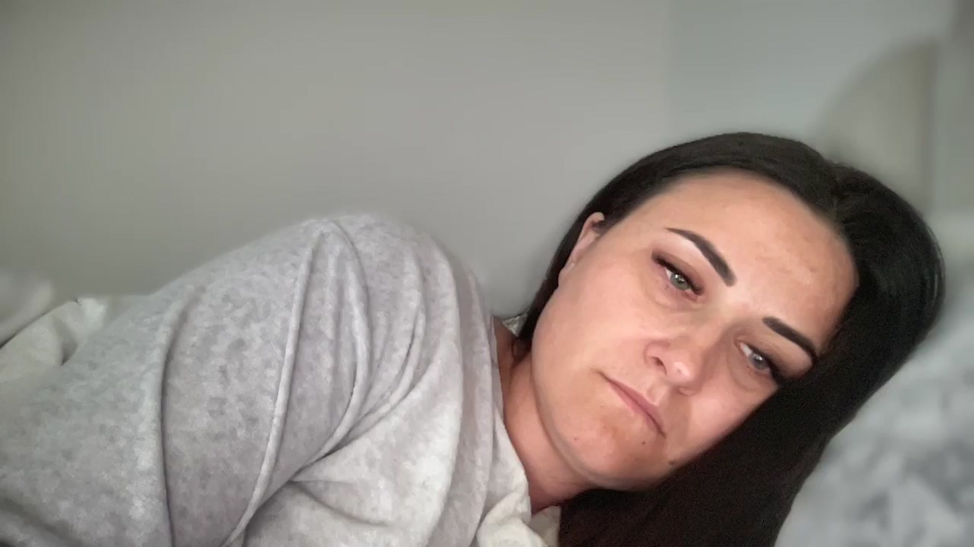 Gallery image thumbnail from Emafox's myfreecams stream on, 03/18/2025, 12:31 image 10 of 20