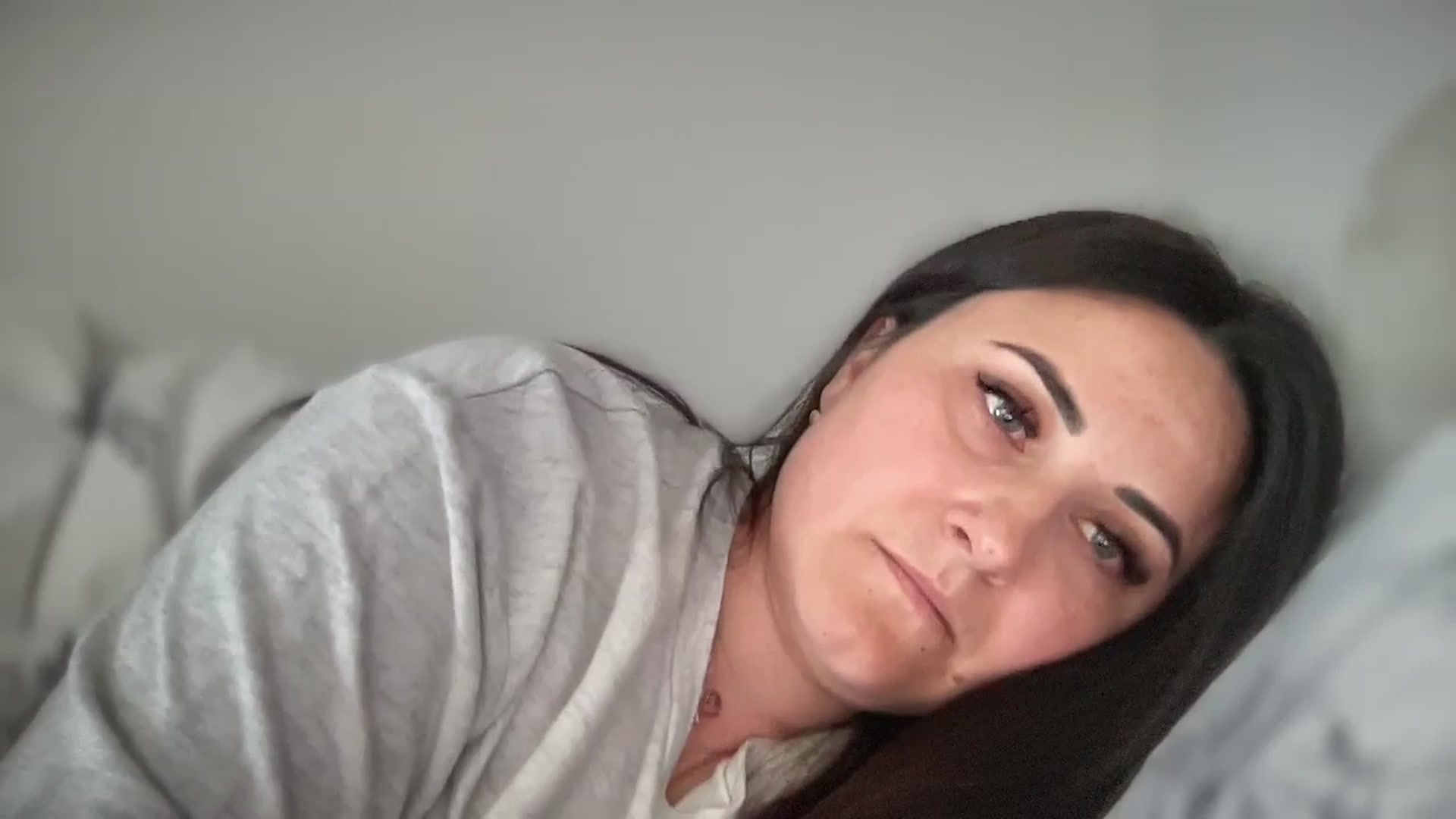 Gallery image thumbnail from Emafox's myfreecams stream on, 03/19/2025, 11:42 image 2 of 20