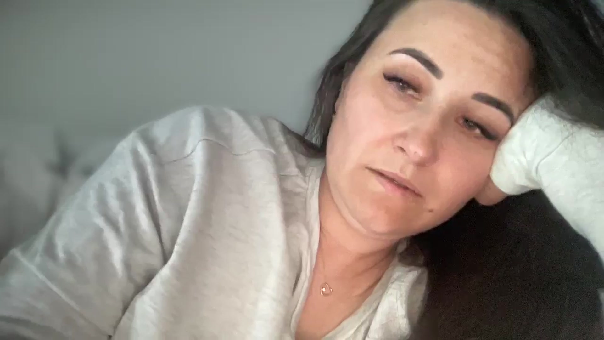 Gallery image thumbnail from Emafox's myfreecams stream on, 03/19/2025, 11:42 image 17 of 20