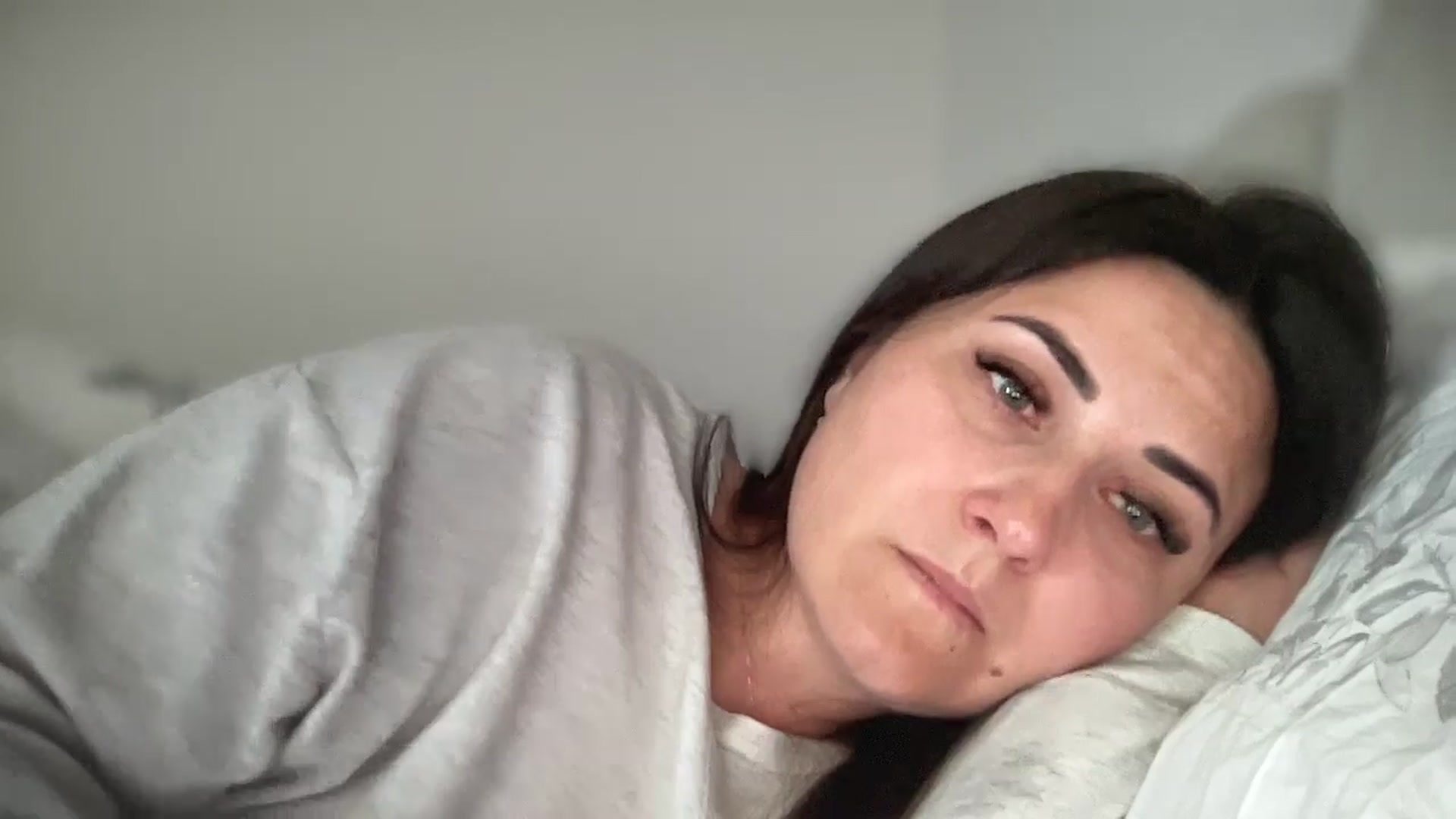 Gallery image thumbnail from Emafox's myfreecams stream on, 03/19/2025, 13:23 image 19 of 20