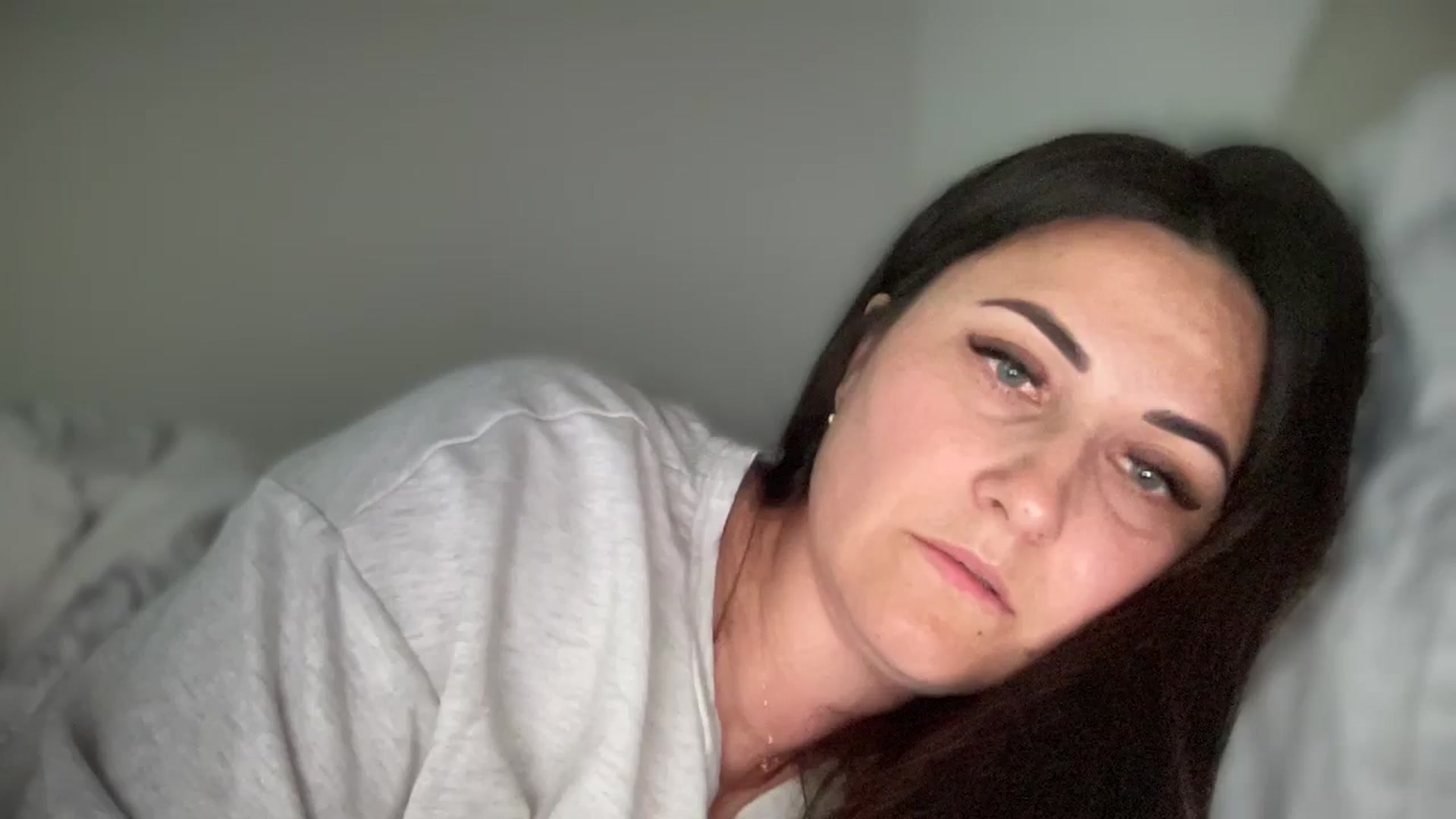 Gallery image thumbnail from Emafox's myfreecams stream on, 03/19/2025, 15:21 image 19 of 20