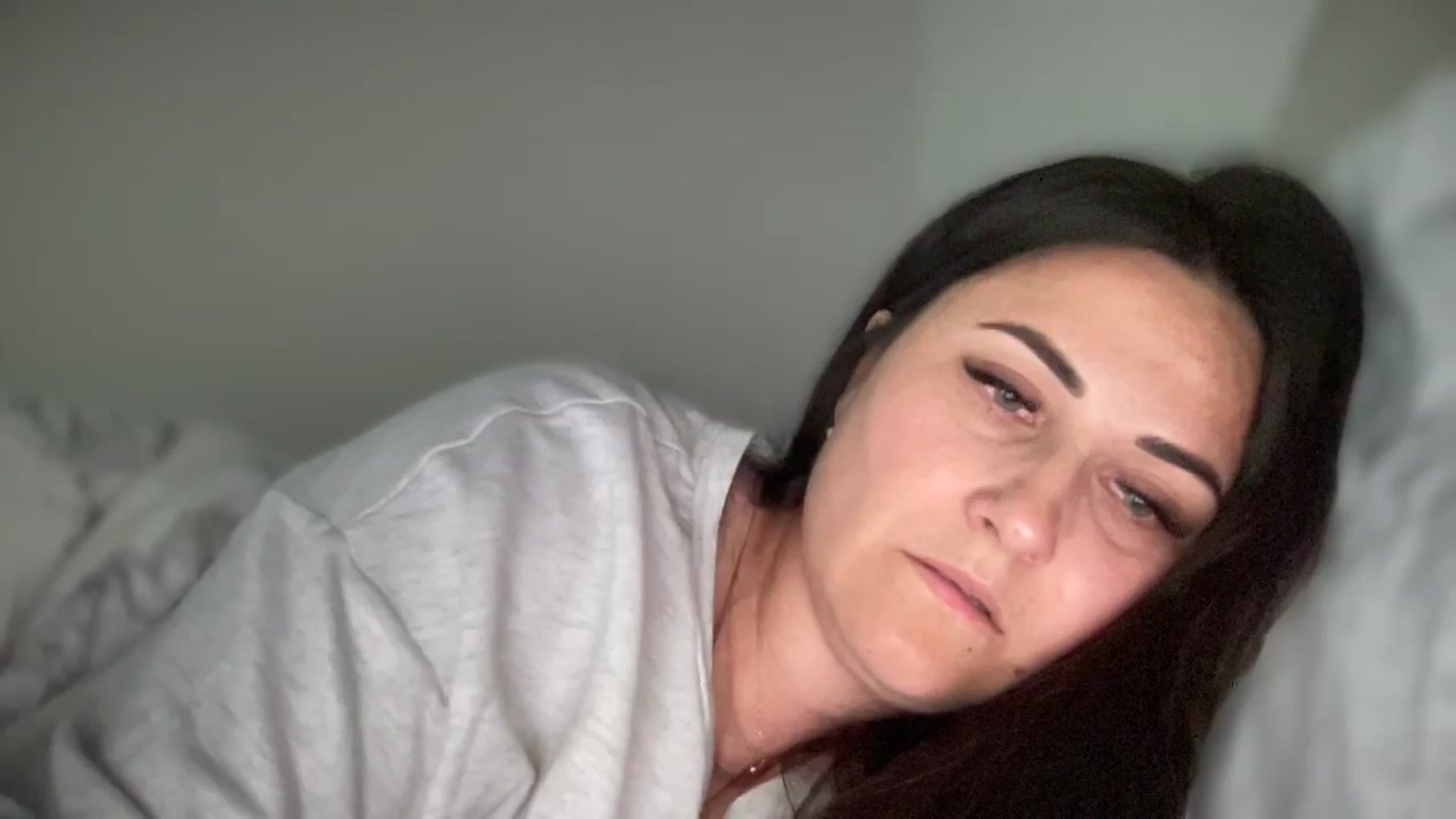 Gallery image thumbnail from Emafox's myfreecams stream on, 03/19/2025, 15:21 image 18 of 20