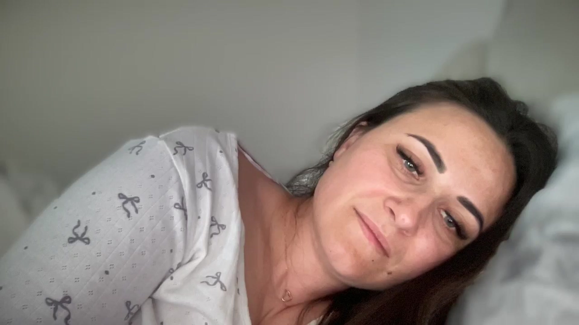 Gallery image thumbnail from Emafox's myfreecams stream on, 03/20/2025, 14:06 image 18 of 20