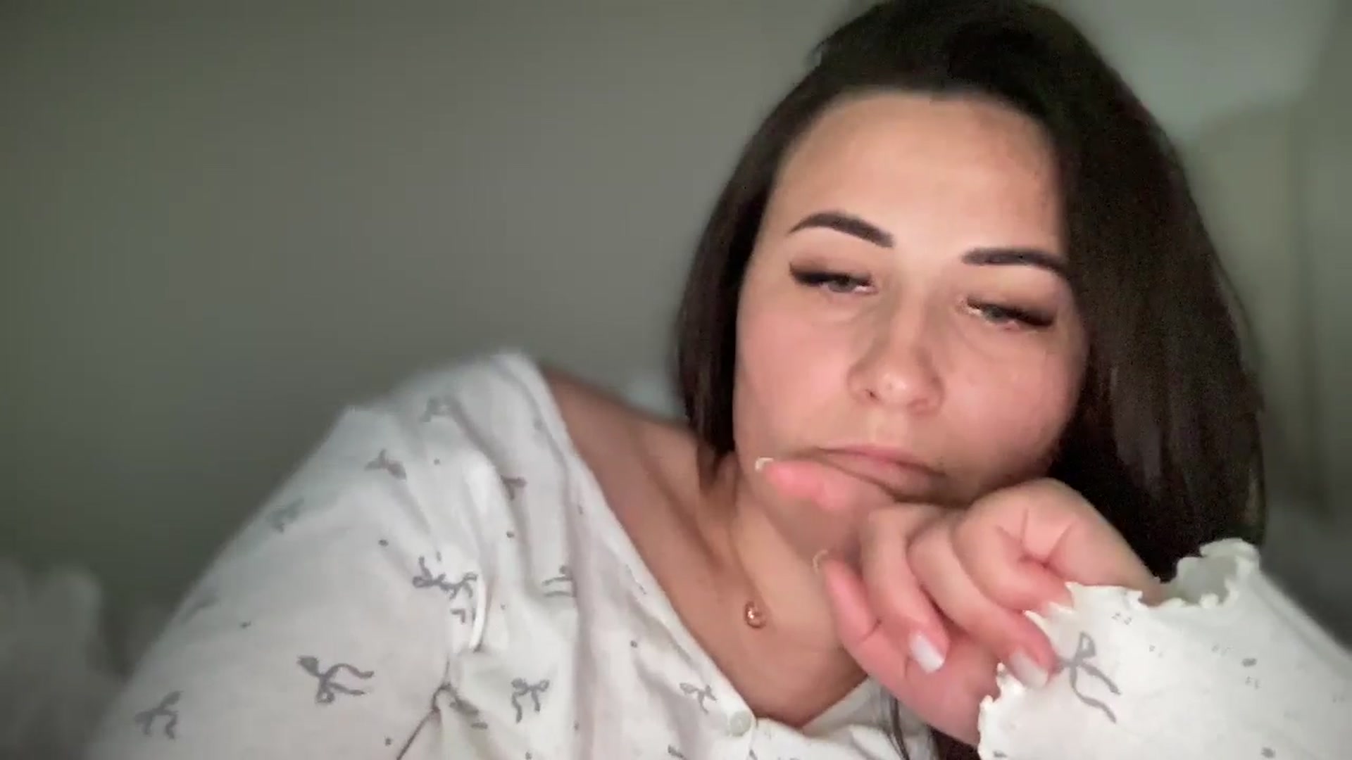 Gallery image thumbnail from Emafox's myfreecams stream on, 03/20/2025, 16:09 image 13 of 20