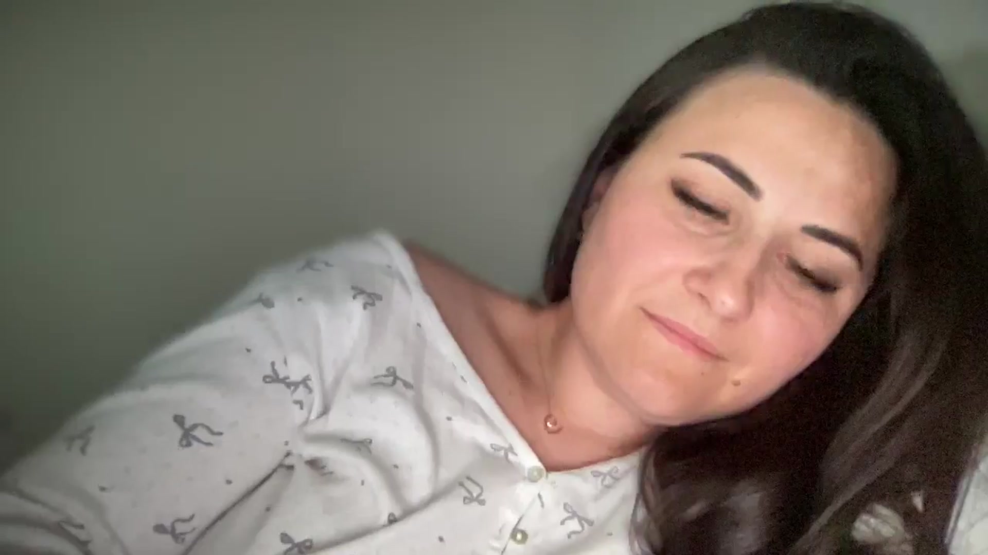 Gallery image thumbnail from Emafox's myfreecams stream on, 03/20/2025, 16:09 image 11 of 20