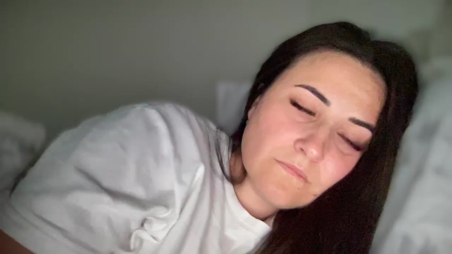 Gallery image thumbnail from Emafox's myfreecams stream on, 03/23/2025, 16:09 image 3 of 20