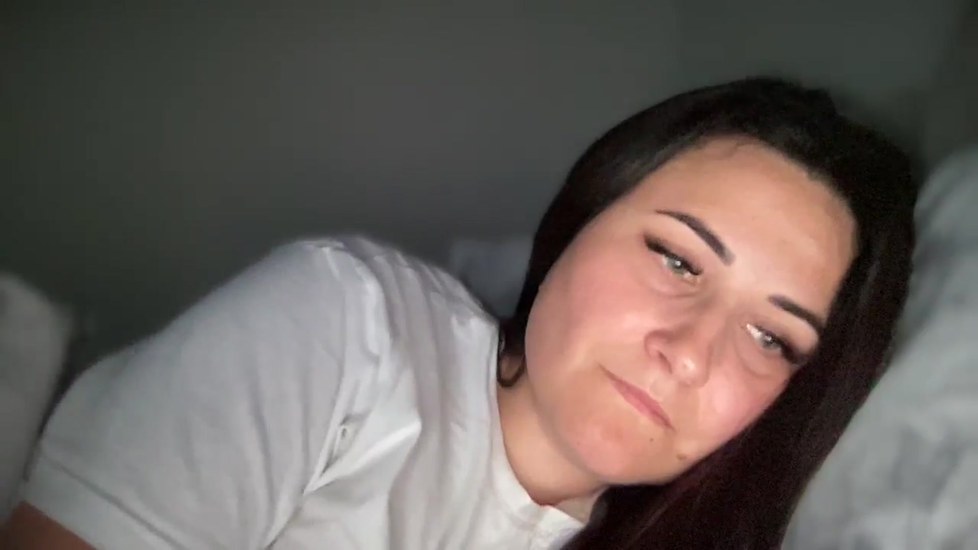 Gallery image thumbnail from Emafox's myfreecams stream on, 03/23/2025, 16:09 image 12 of 20