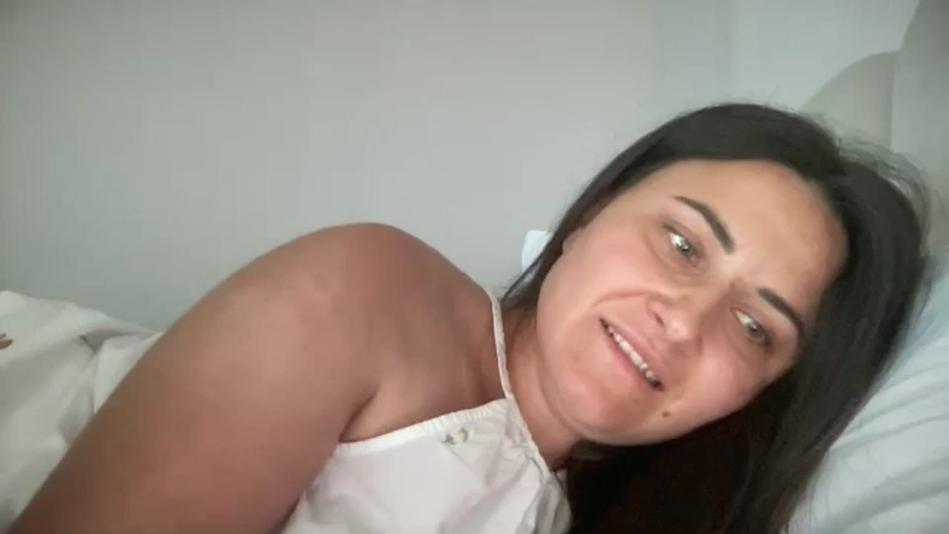 Gallery image thumbnail from Emafox's myfreecams stream on, 06/08/2025, 11:07 image 15 of 20
