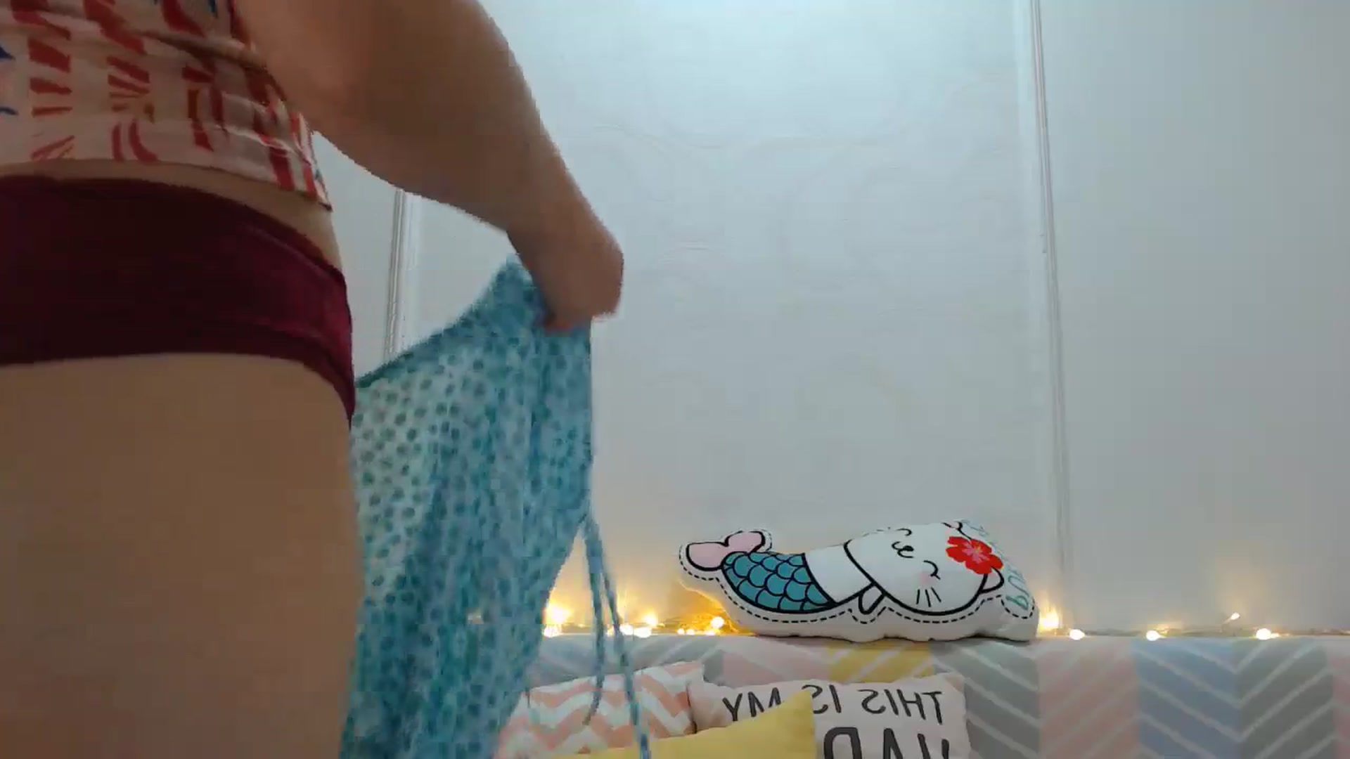 Gallery image thumbnail from Emarynmaya's myfreecams stream on, 08/26/2023, 20:47 image 12 of 20