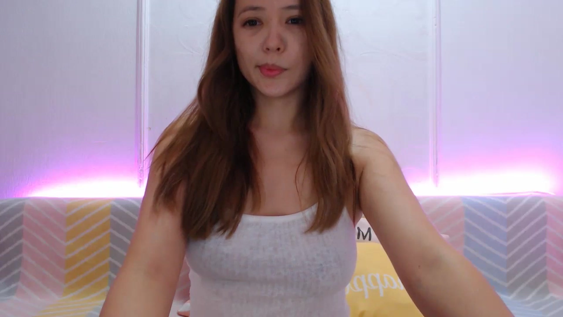 Gallery image thumbnail from Emarynmaya's myfreecams stream on, 09/10/2023, 19:03 image 19 of 20