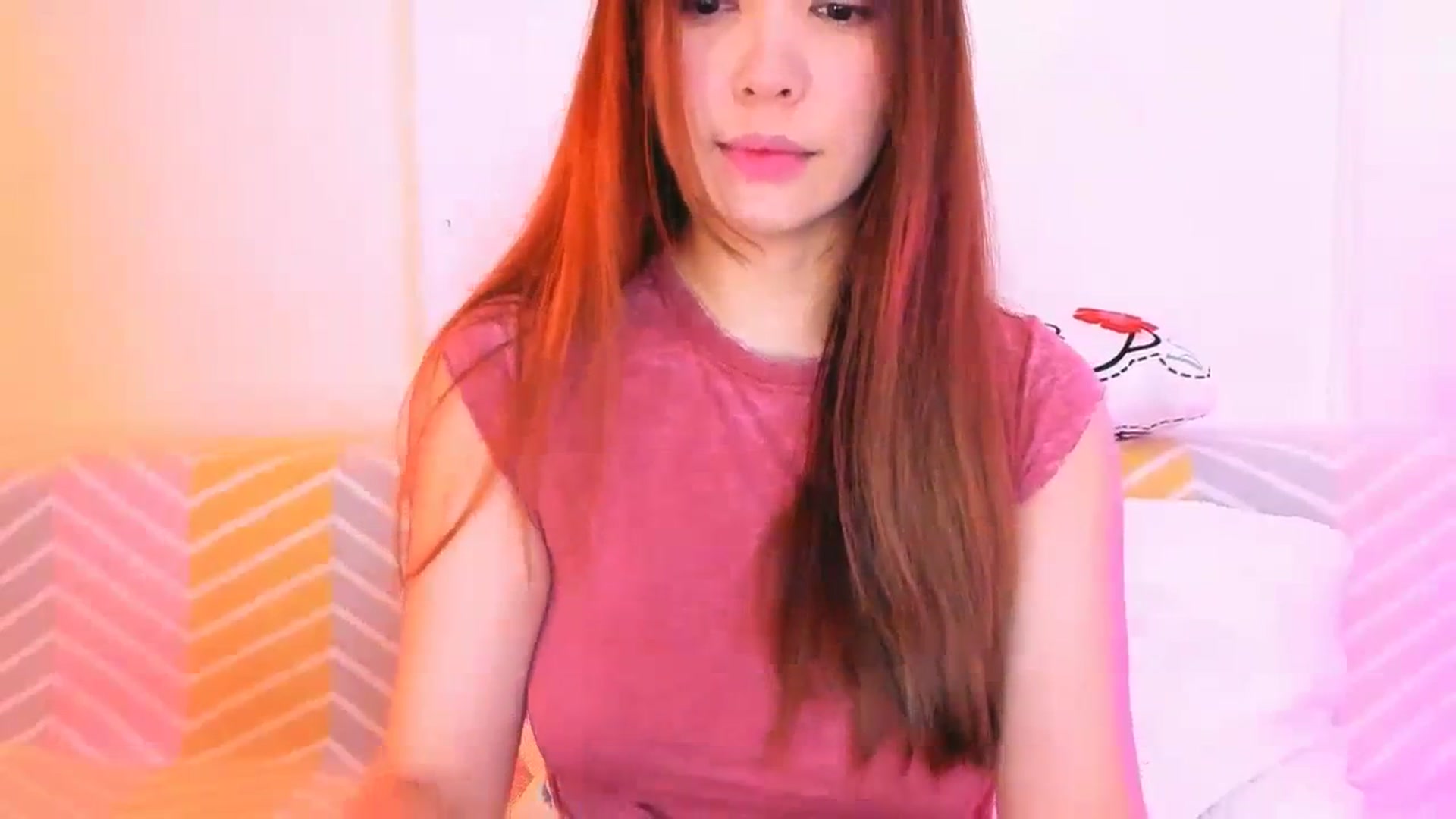 Gallery image thumbnail from Emarynmaya's myfreecams stream on, 01/10/2024, 19:32 image 18 of 20
