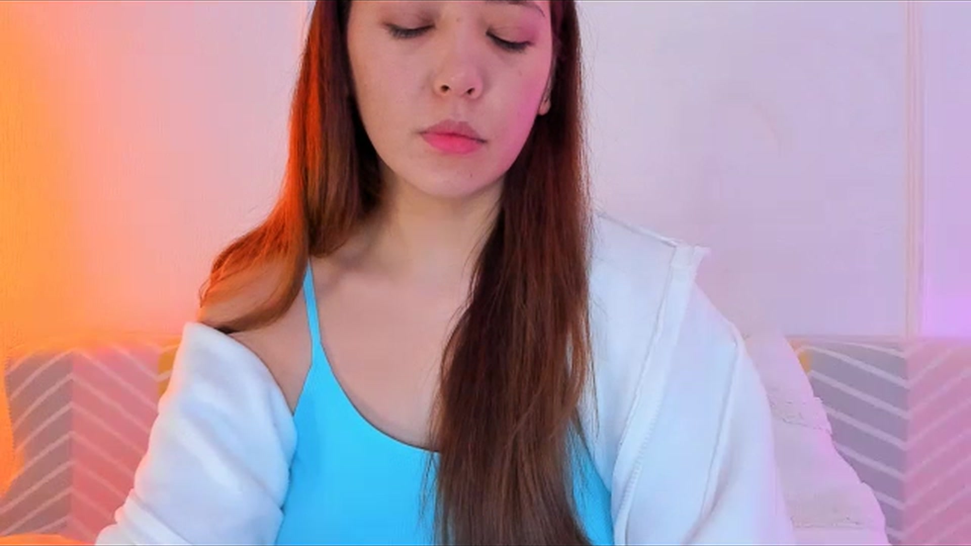 Gallery image thumbnail from Emarynmaya's myfreecams stream on, 01/12/2024, 21:48 image 20 of 20