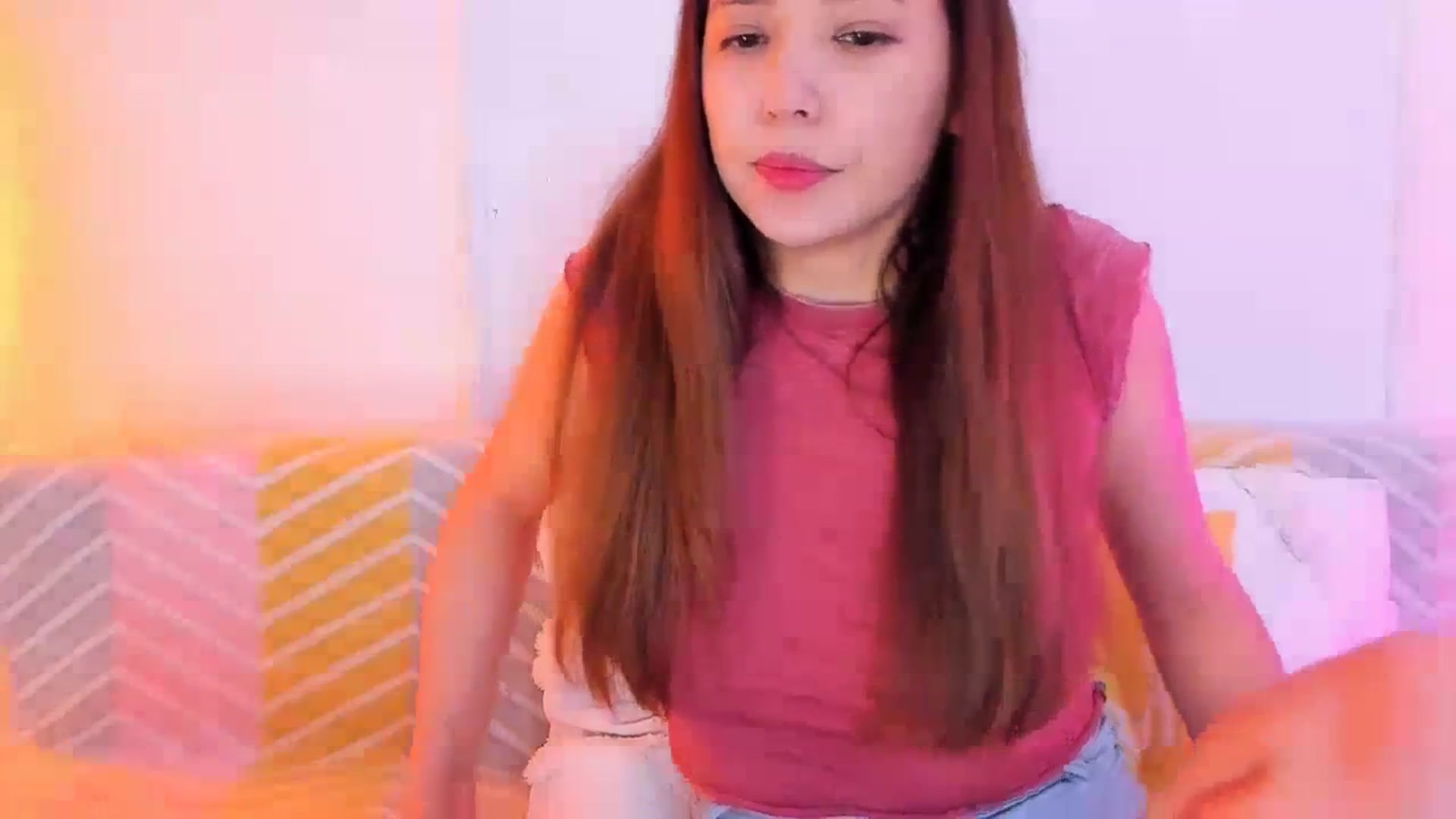 Gallery image thumbnail from Emarynmaya's myfreecams stream on, 01/23/2024, 19:27 image 5 of 20