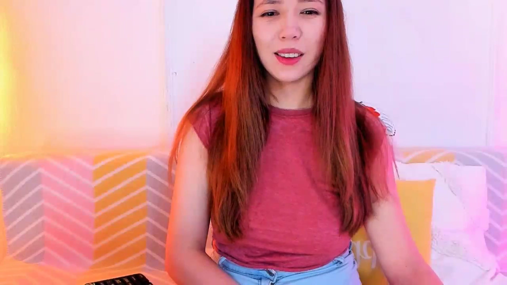 Gallery image thumbnail from Emarynmaya's myfreecams stream on, 01/23/2024, 19:27 image 16 of 20