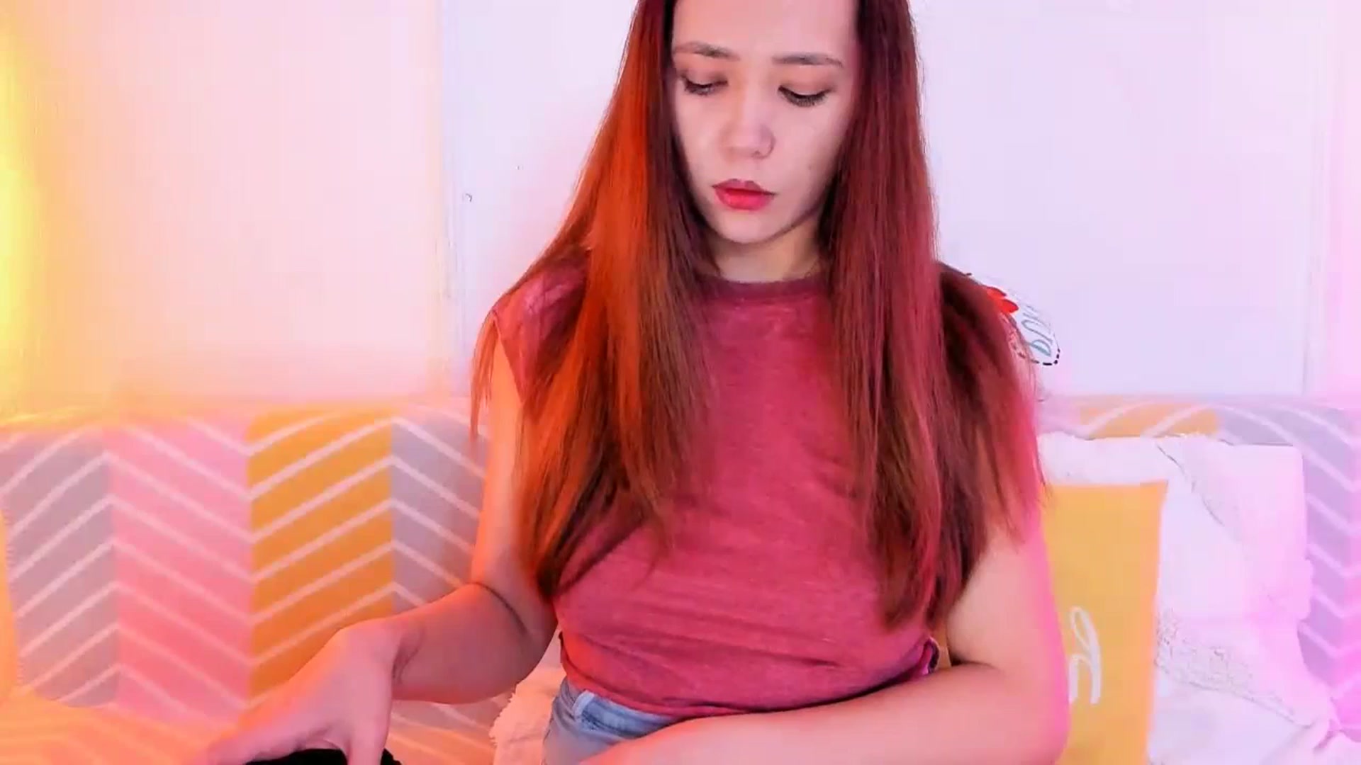 Gallery image thumbnail from Emarynmaya's myfreecams stream on, 01/23/2024, 19:27 image 15 of 20