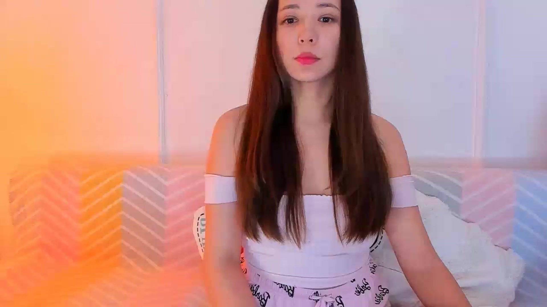 Gallery image thumbnail from Emarynmaya's myfreecams stream on, 02/02/2024, 19:01 image 11 of 20