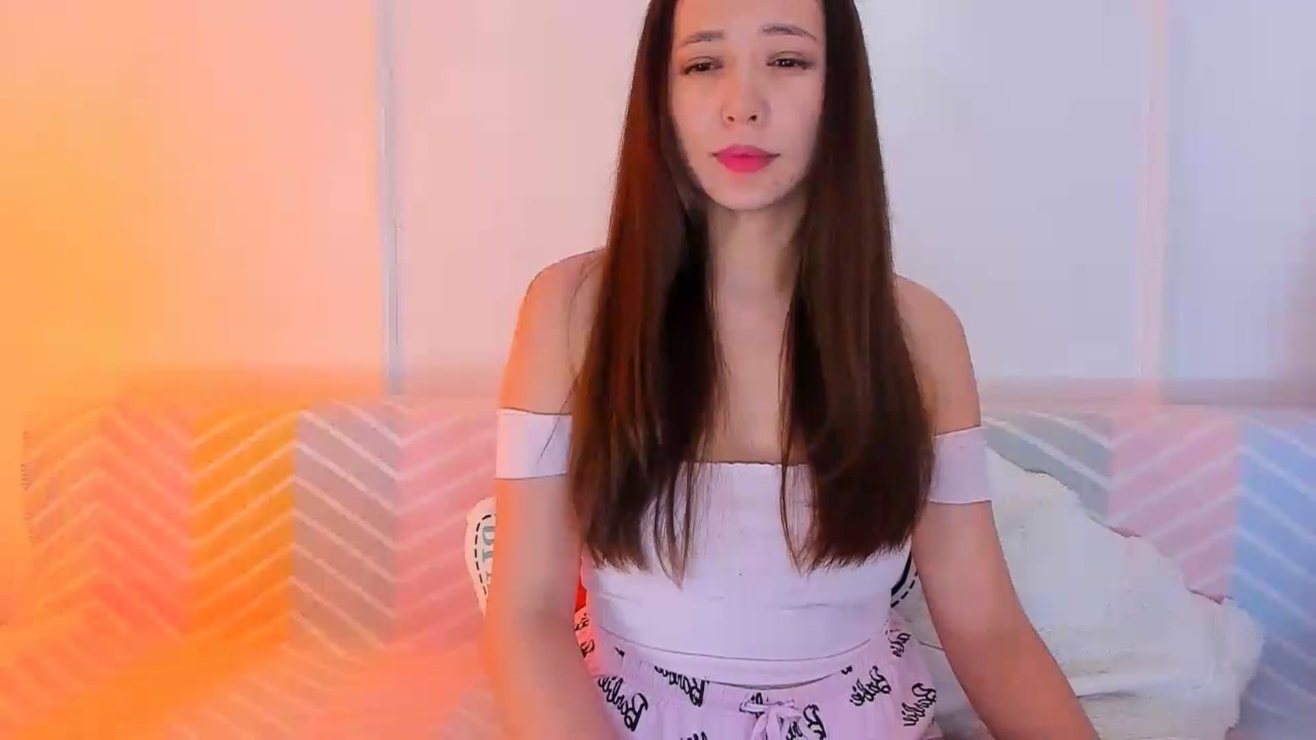 Gallery image thumbnail from Emarynmaya's myfreecams stream on, 02/02/2024, 19:01 image 8 of 20