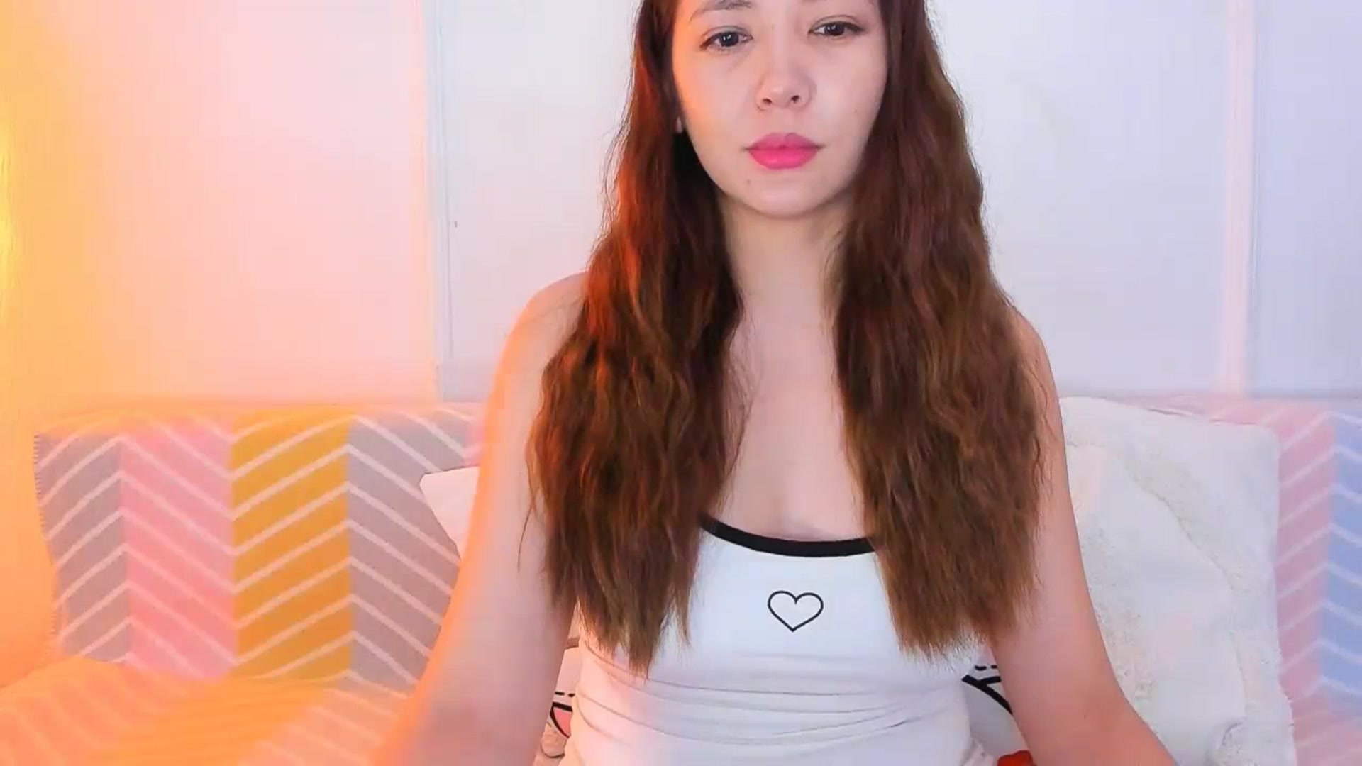 Gallery image thumbnail from Emarynmaya's myfreecams stream on, 02/13/2024, 19:27 image 15 of 20