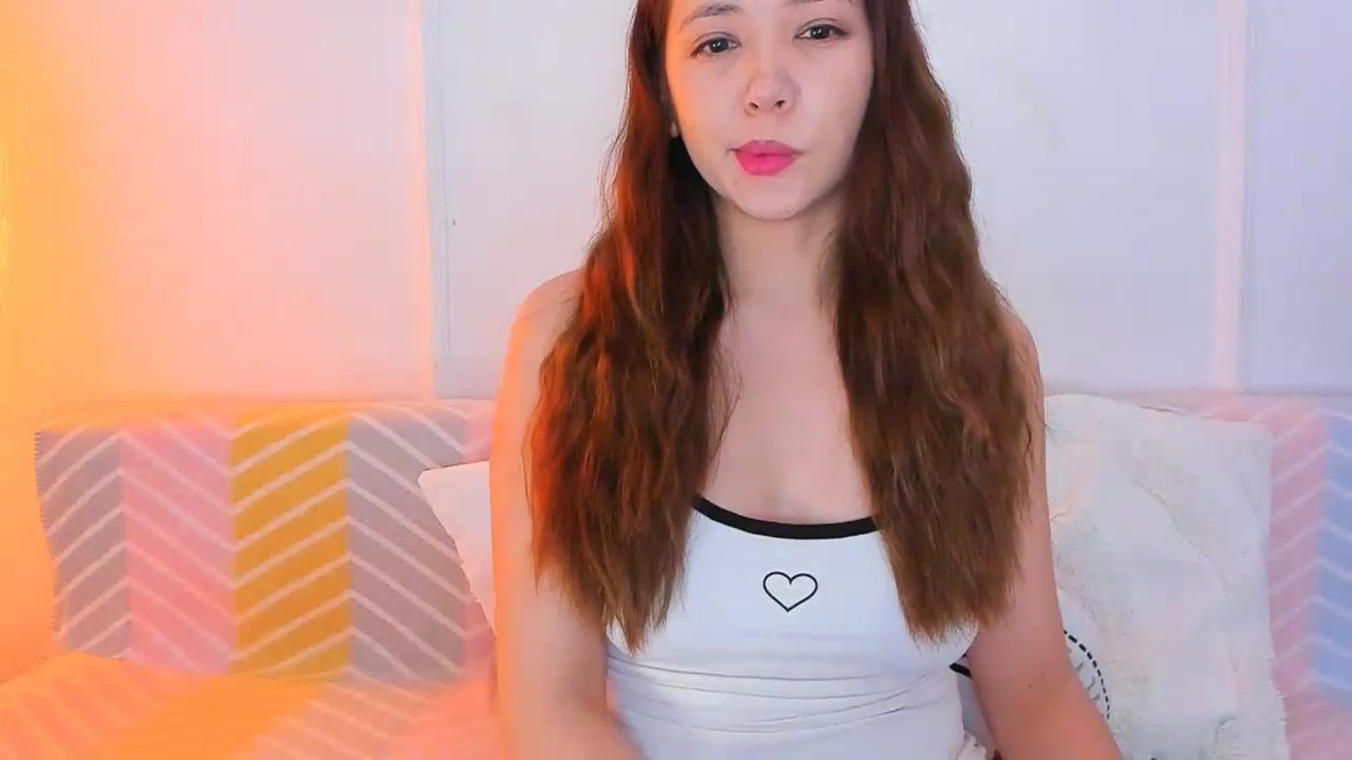 Gallery image thumbnail from Emarynmaya's myfreecams stream on, 02/13/2024, 19:27 image 13 of 20