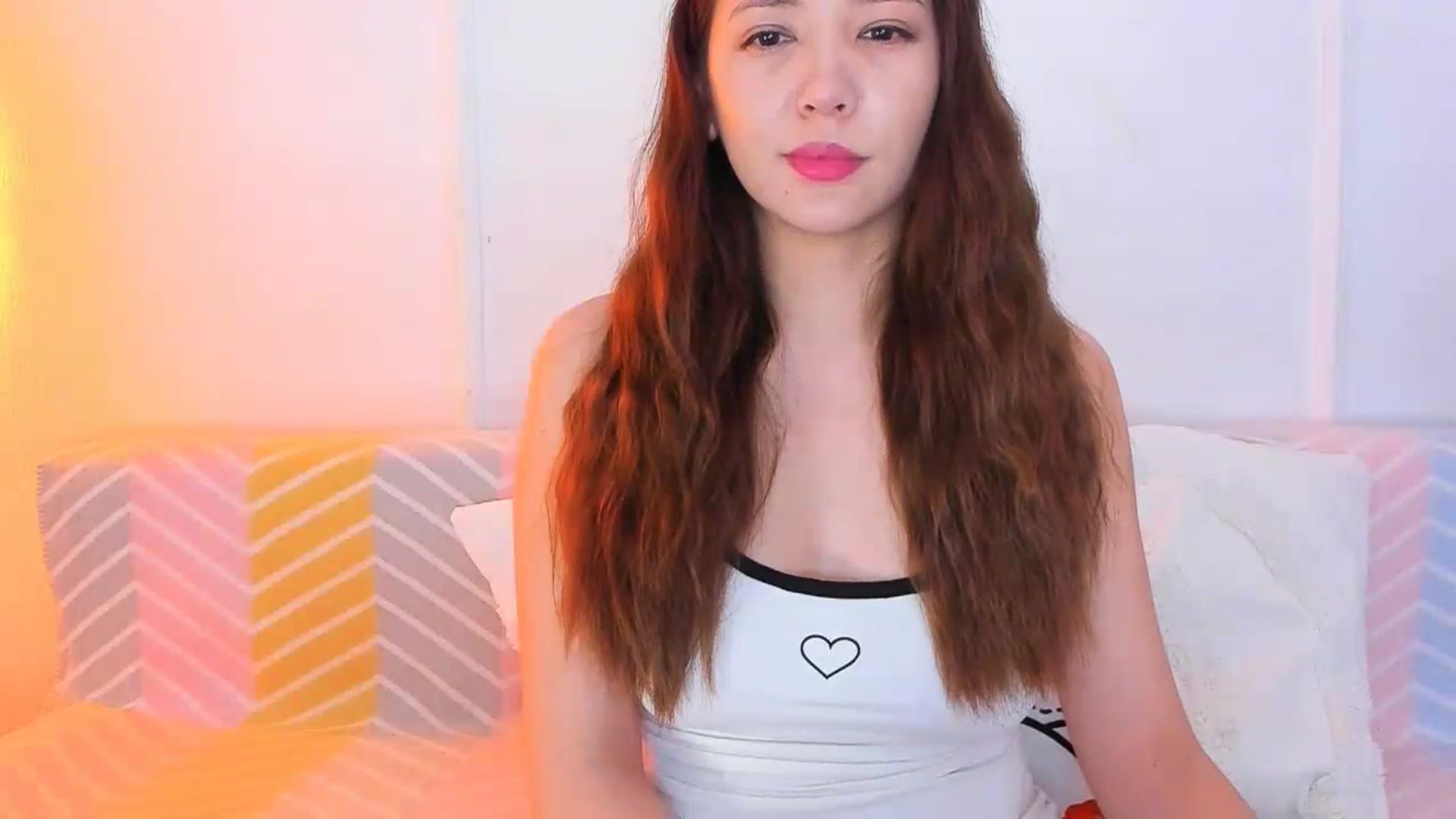 Gallery image thumbnail from Emarynmaya's myfreecams stream on, 02/13/2024, 19:27 image 14 of 20
