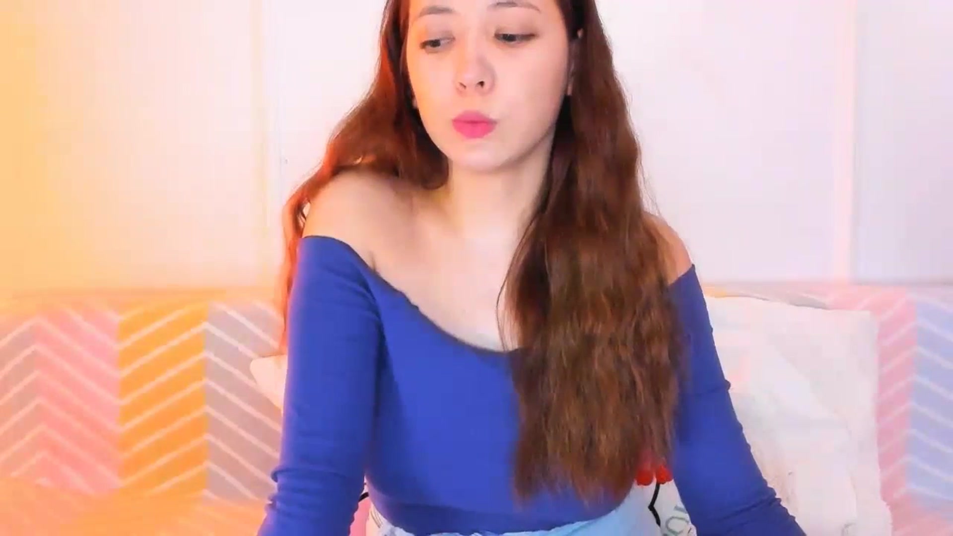 Gallery image thumbnail from Emarynmaya's myfreecams stream on, 02/13/2024, 20:29 image 2 of 20
