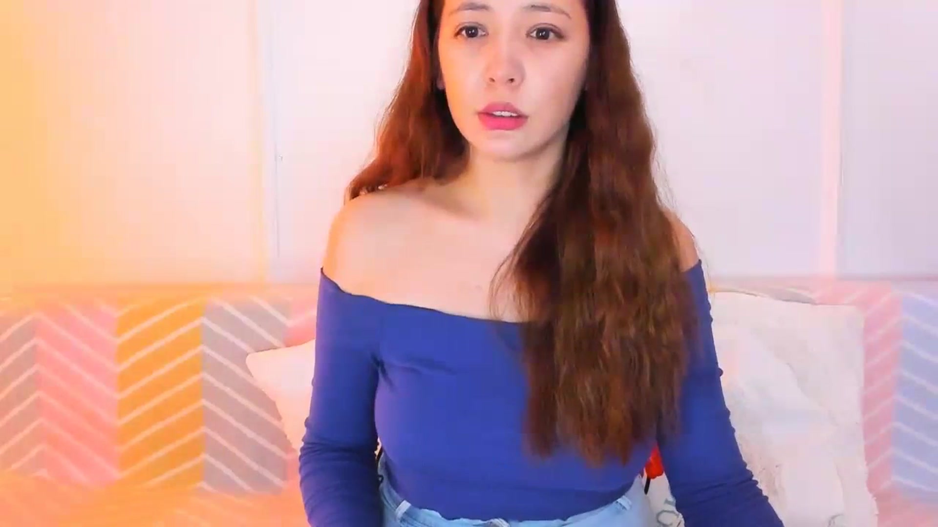 Gallery image thumbnail from Emarynmaya's myfreecams stream on, 02/13/2024, 20:29 image 4 of 20