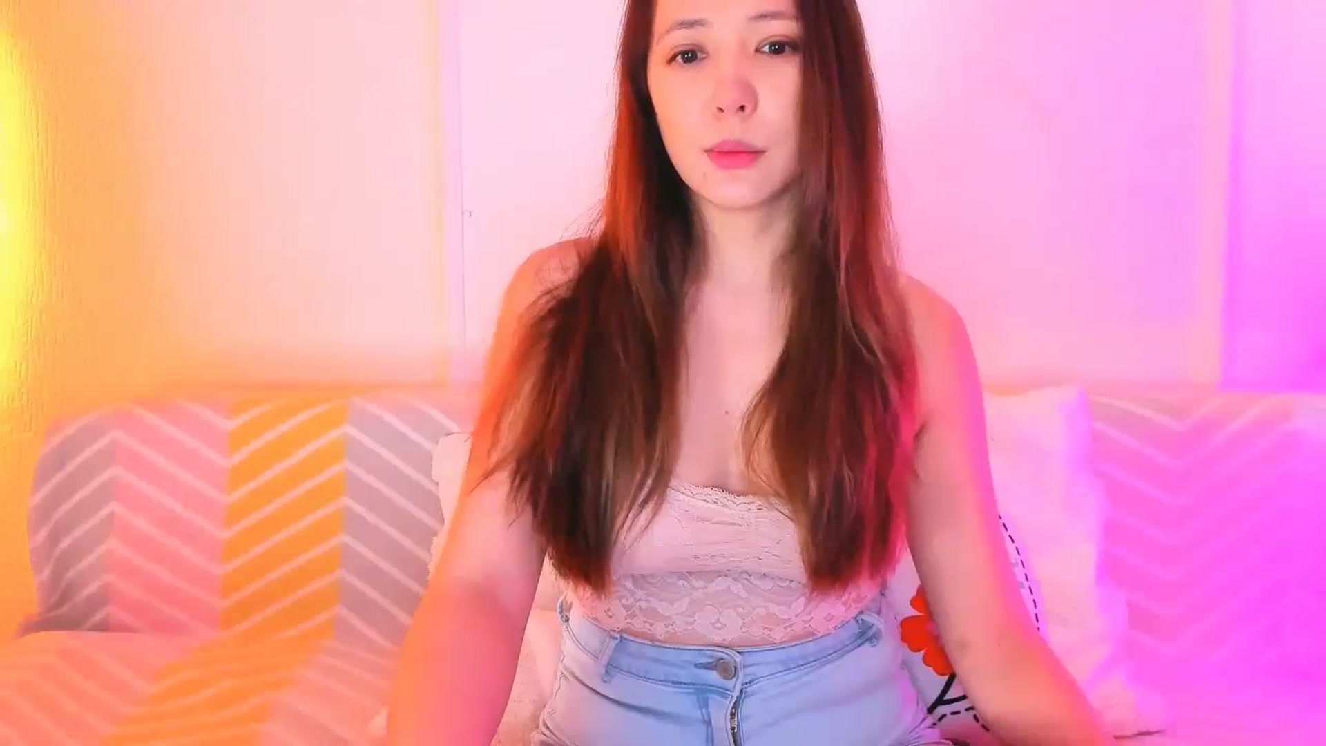 Gallery image thumbnail from Emarynmaya's myfreecams stream on, 02/23/2024, 19:00 image 16 of 20