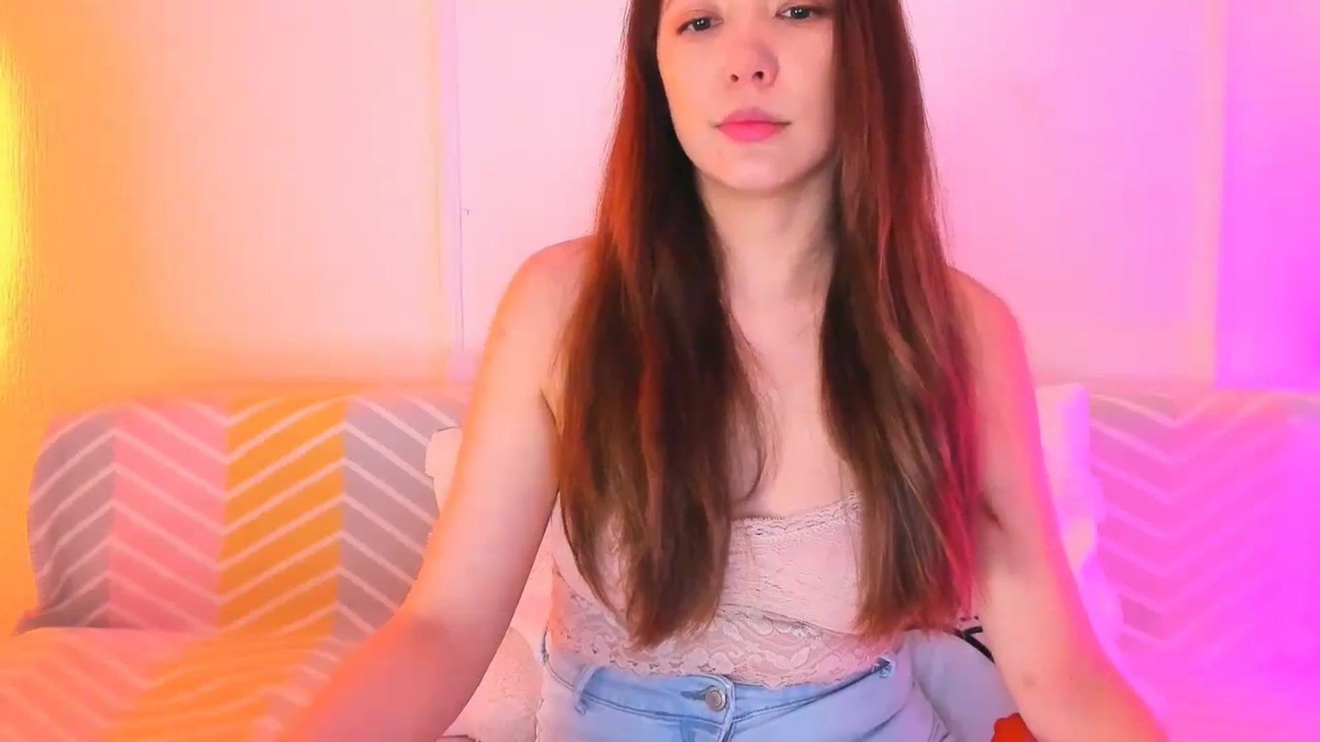 Gallery image thumbnail from Emarynmaya's myfreecams stream on, 02/23/2024, 19:00 image 4 of 20