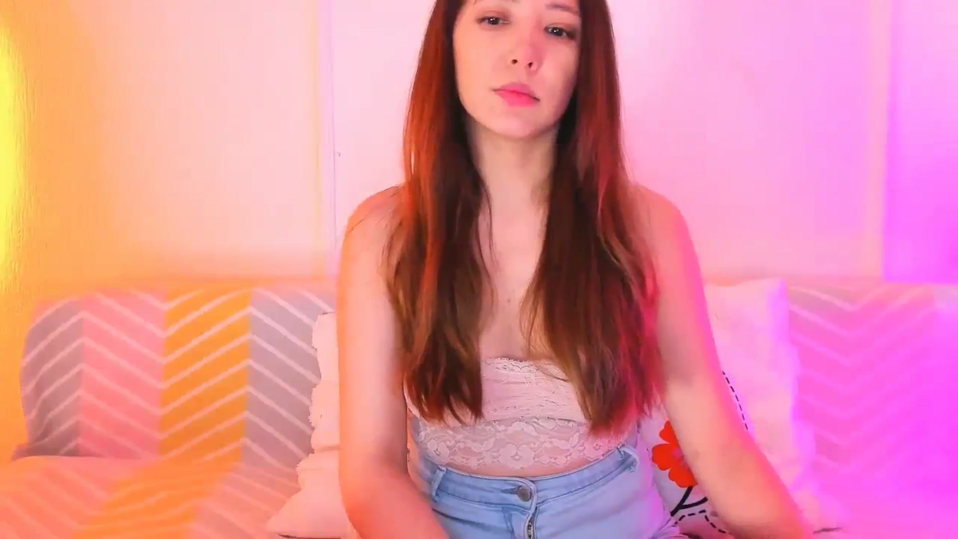 Gallery image thumbnail from Emarynmaya's myfreecams stream on, 02/23/2024, 19:00 image 15 of 20