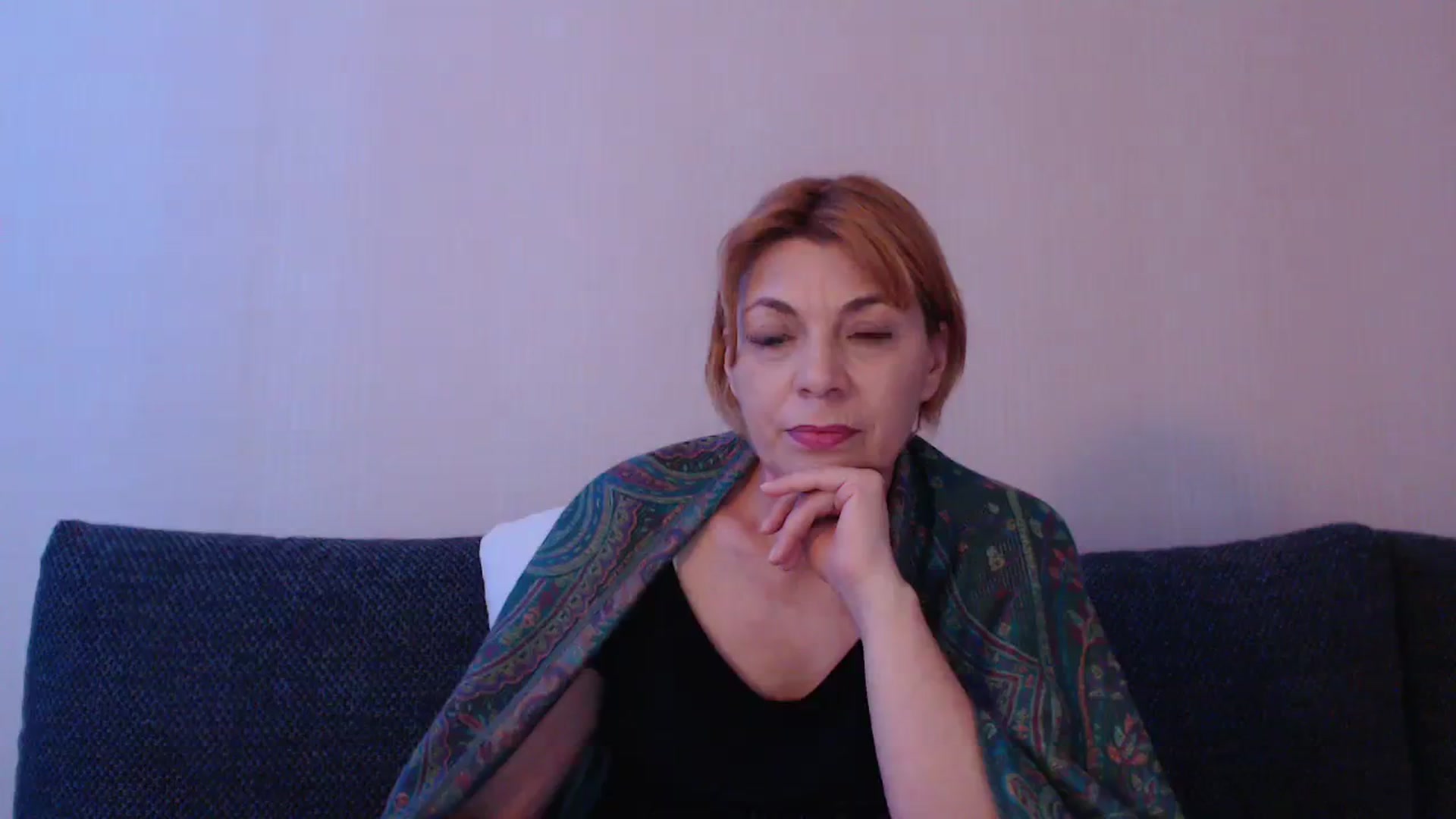 Gallery image thumbnail from EmasKnights's myfreecams stream on, 01/06/2024, 24:17 image 8 of 20