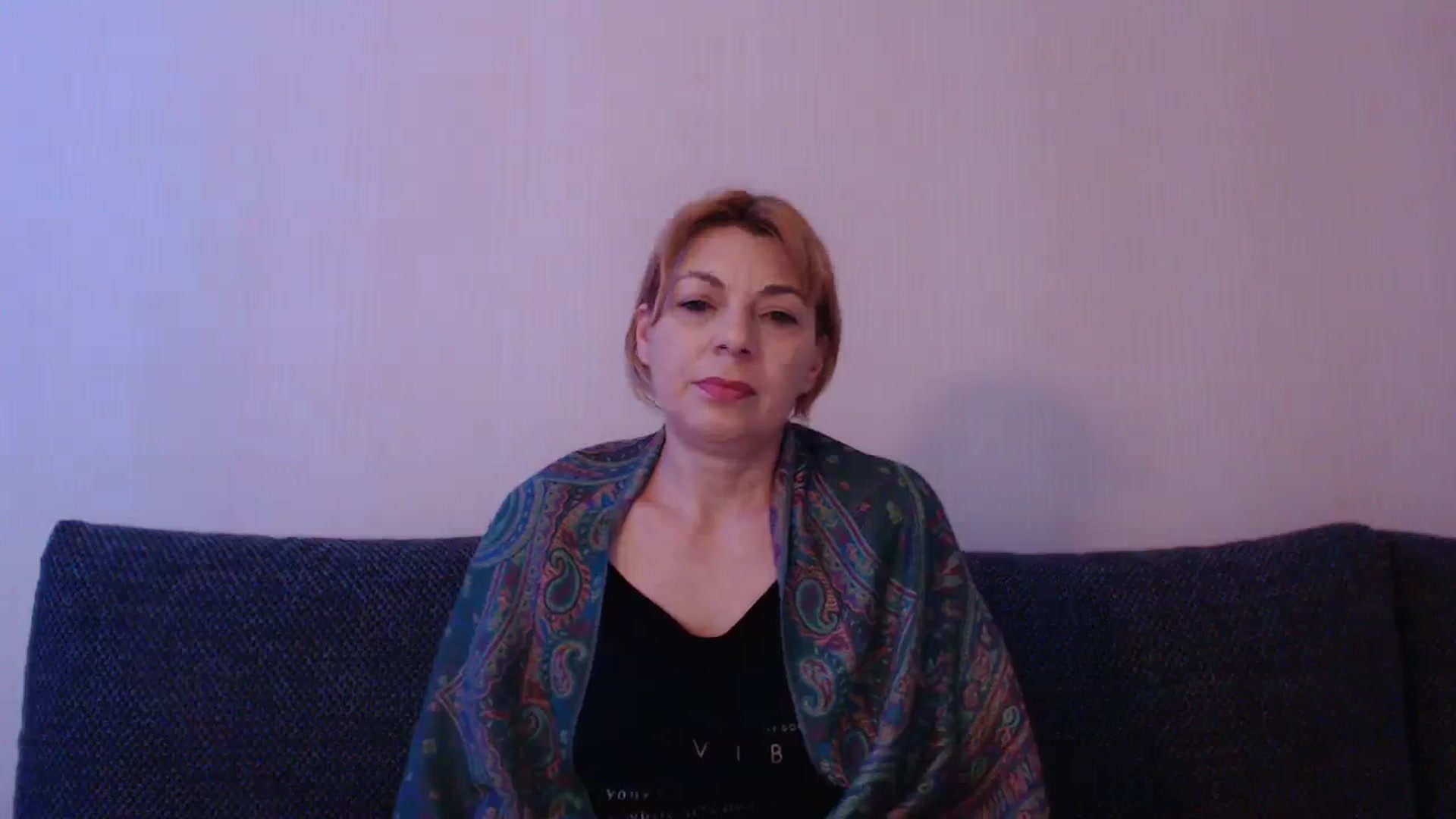 Gallery image thumbnail from EmasKnights's myfreecams stream on, 01/06/2024, 24:17 image 3 of 20
