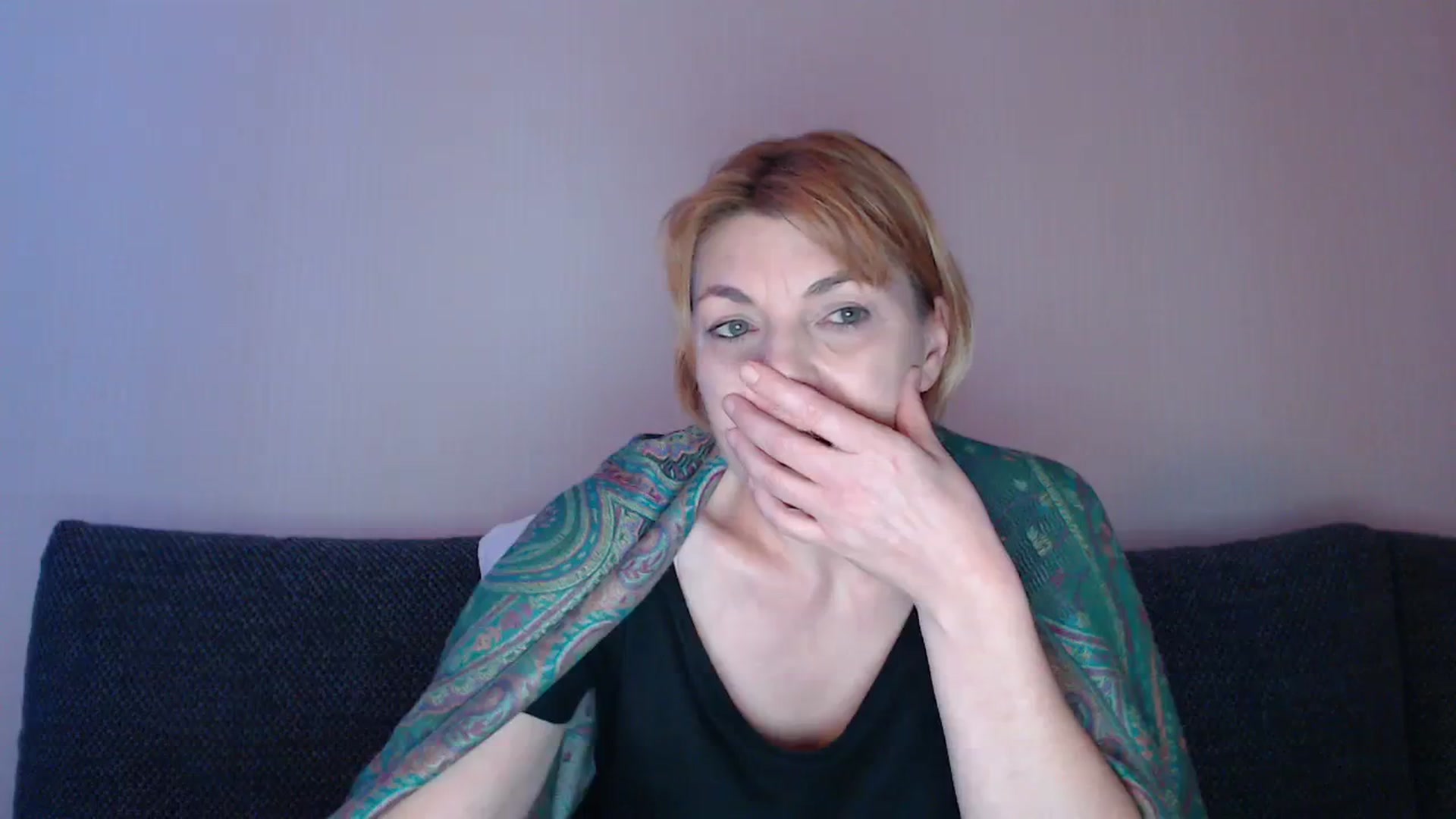 Gallery image thumbnail from EmasKnights's myfreecams stream on, 01/06/2024, 24:17 image 9 of 20