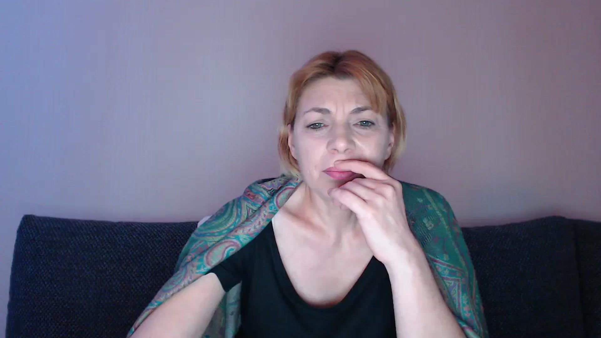 Gallery image thumbnail from EmasKnights's myfreecams stream on, 01/06/2024, 24:17 image 10 of 20
