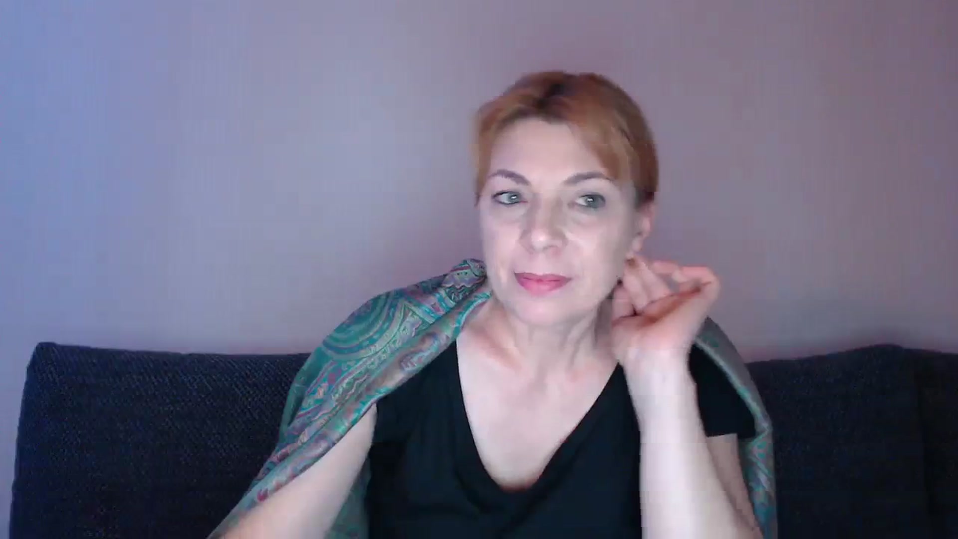 Gallery image thumbnail from EmasKnights's myfreecams stream on, 01/06/2024, 24:17 image 17 of 20