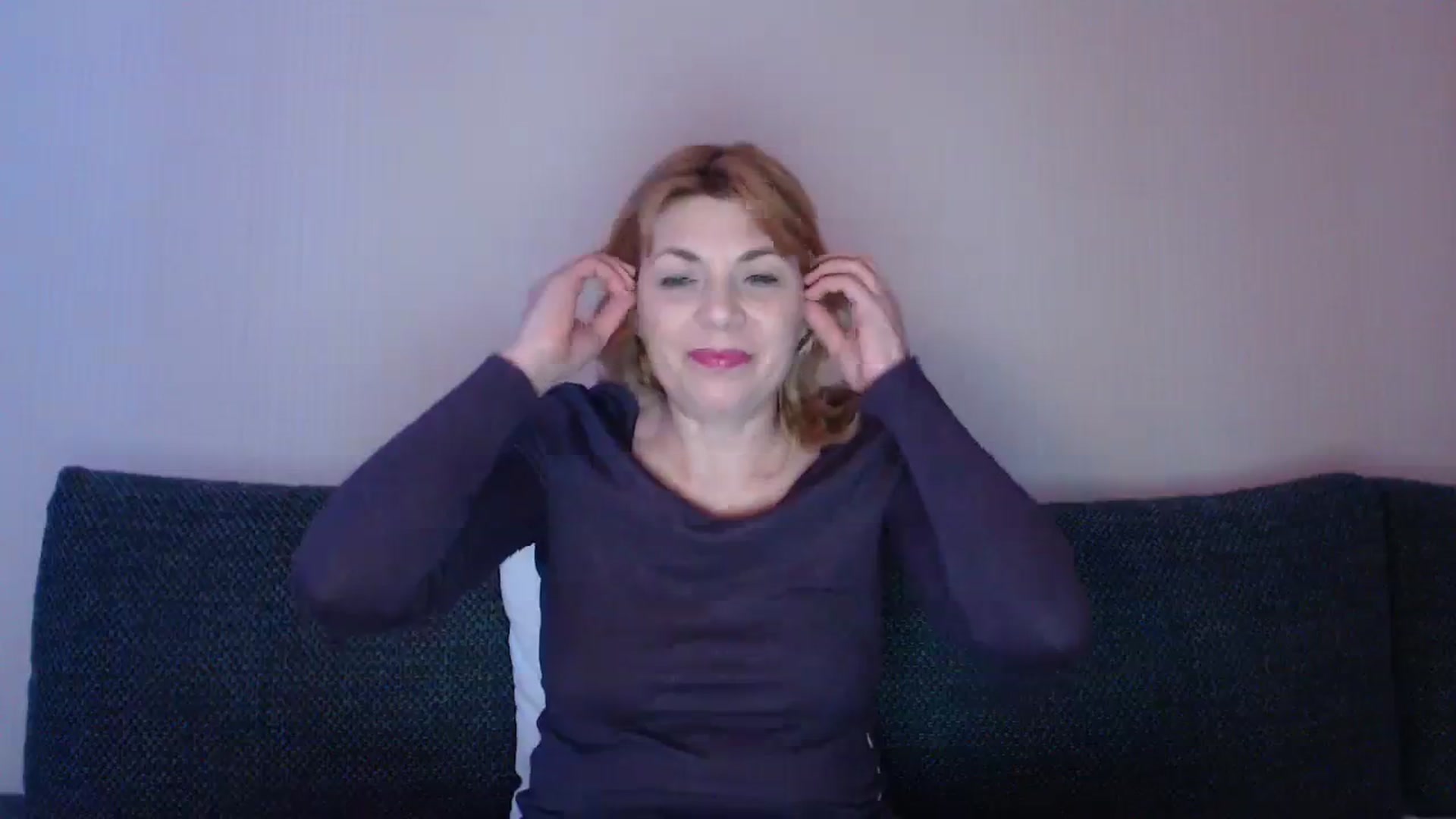 Gallery image thumbnail from EmasKnights's myfreecams stream on, 01/07/2024, 22:57 image 4 of 20