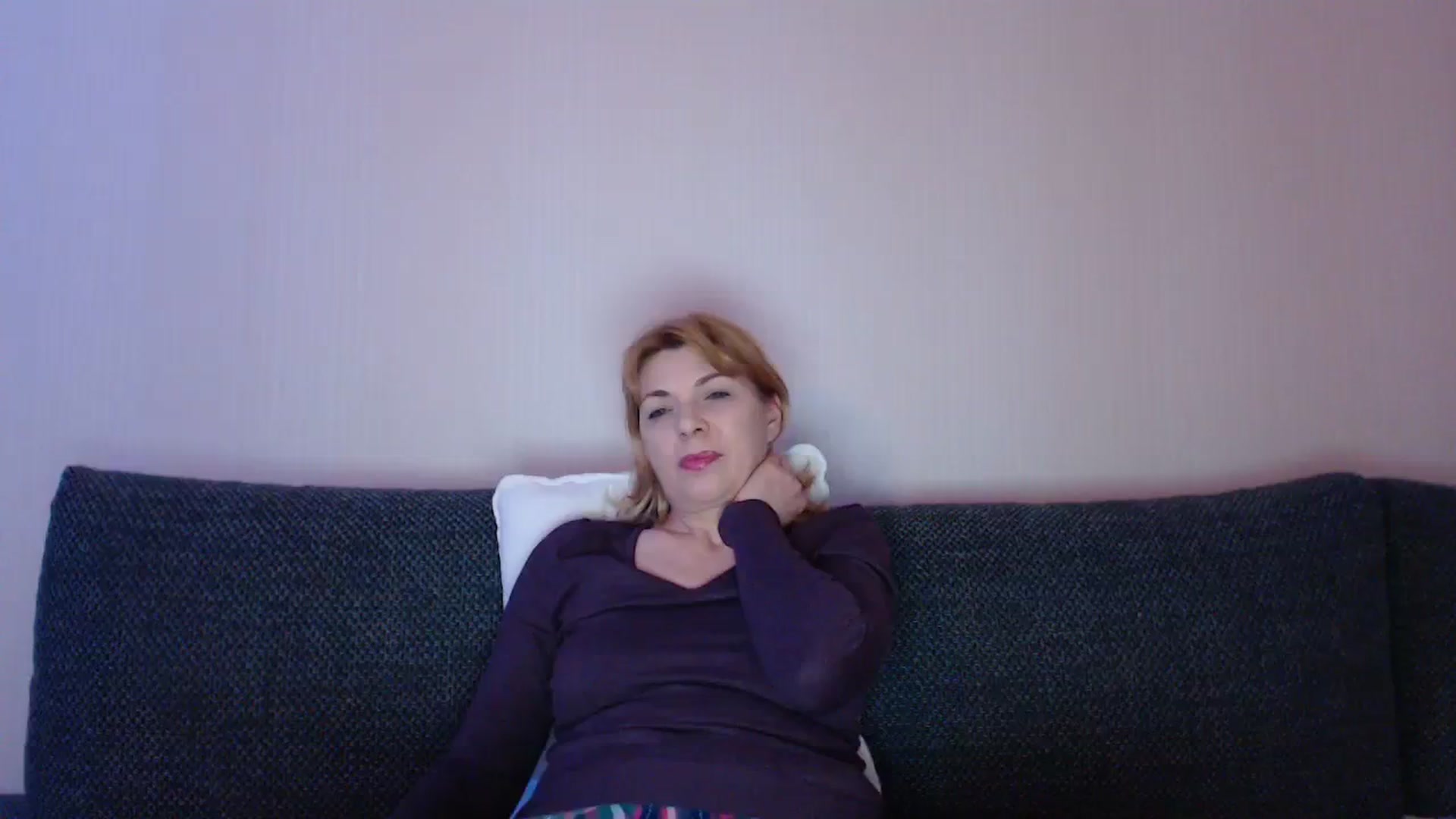 Gallery image thumbnail from EmasKnights's myfreecams stream on, 01/07/2024, 22:57 image 13 of 20