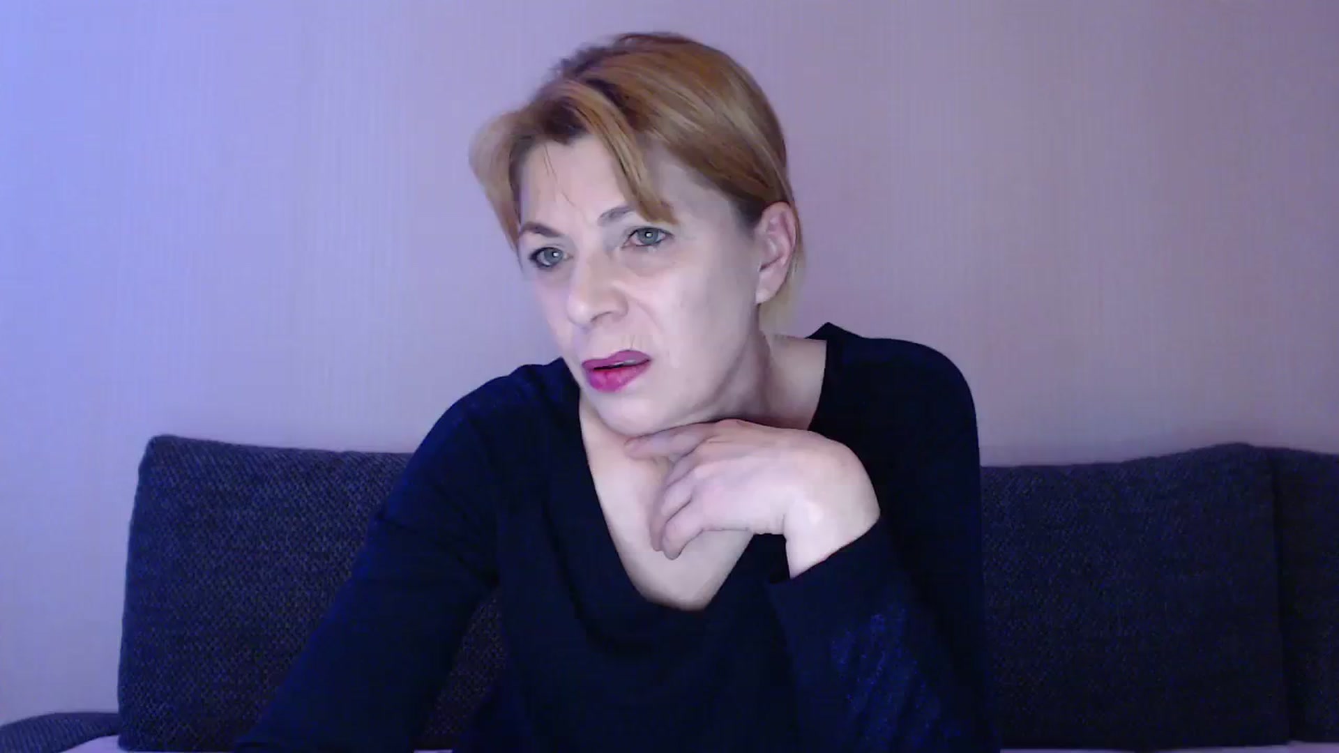 Gallery image thumbnail from EmasKnights's myfreecams stream on, 01/13/2024, 23:26 image 10 of 20