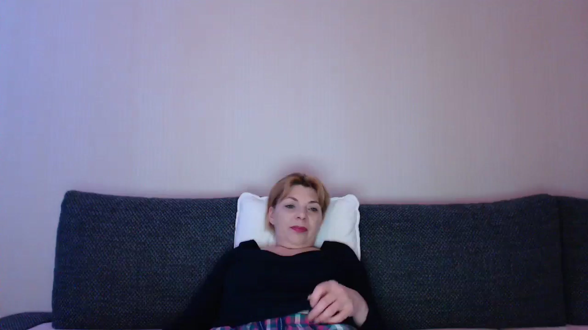 Gallery image thumbnail from EmasKnights's myfreecams stream on, 01/13/2024, 23:26 image 6 of 20