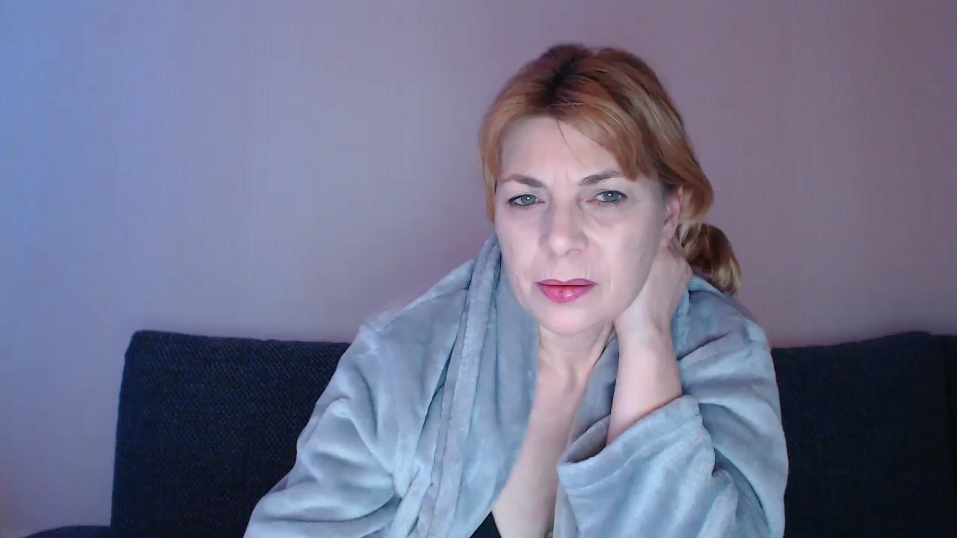 Gallery image thumbnail from EmasKnights's myfreecams stream on, 01/16/2024, 24:19 image 2 of 20