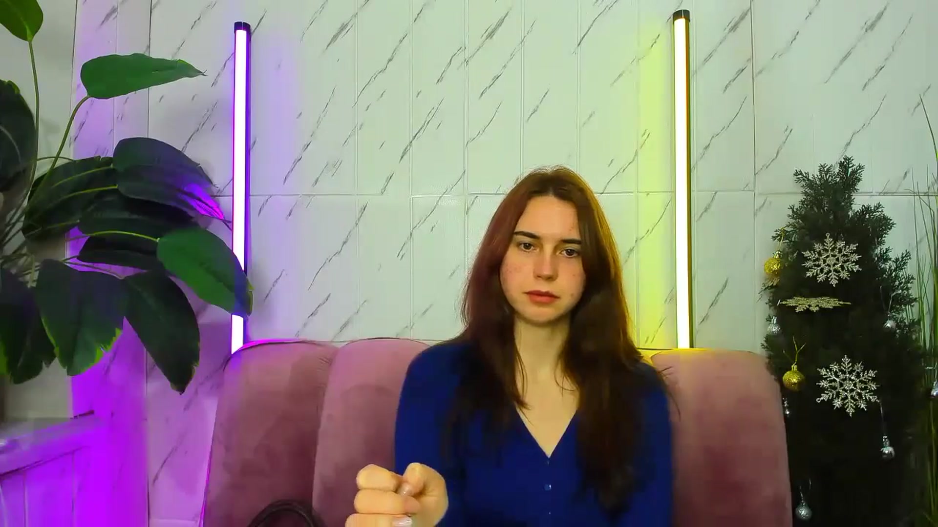 Gallery image thumbnail from EmberMoon's myfreecams stream on, 12/22/2024, 13:54 image 2 of 20