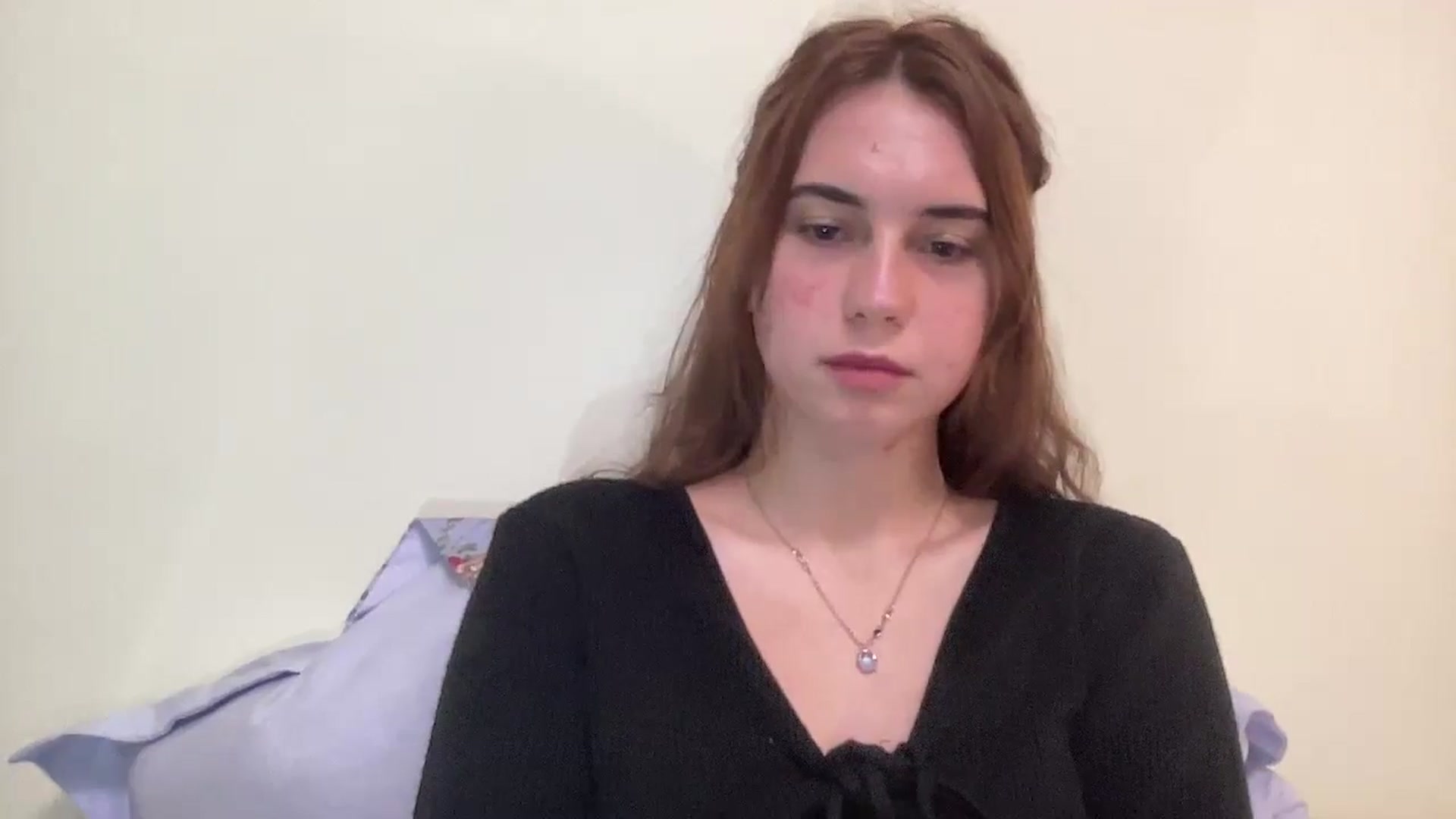 Gallery image thumbnail from EmberMoon's myfreecams stream on, 12/26/2024, 14:22 image 10 of 20