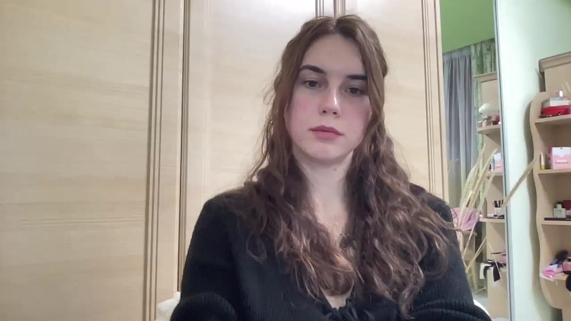 Gallery image thumbnail from EmberMoon's myfreecams stream on, 12/26/2024, 16:14 image 18 of 20