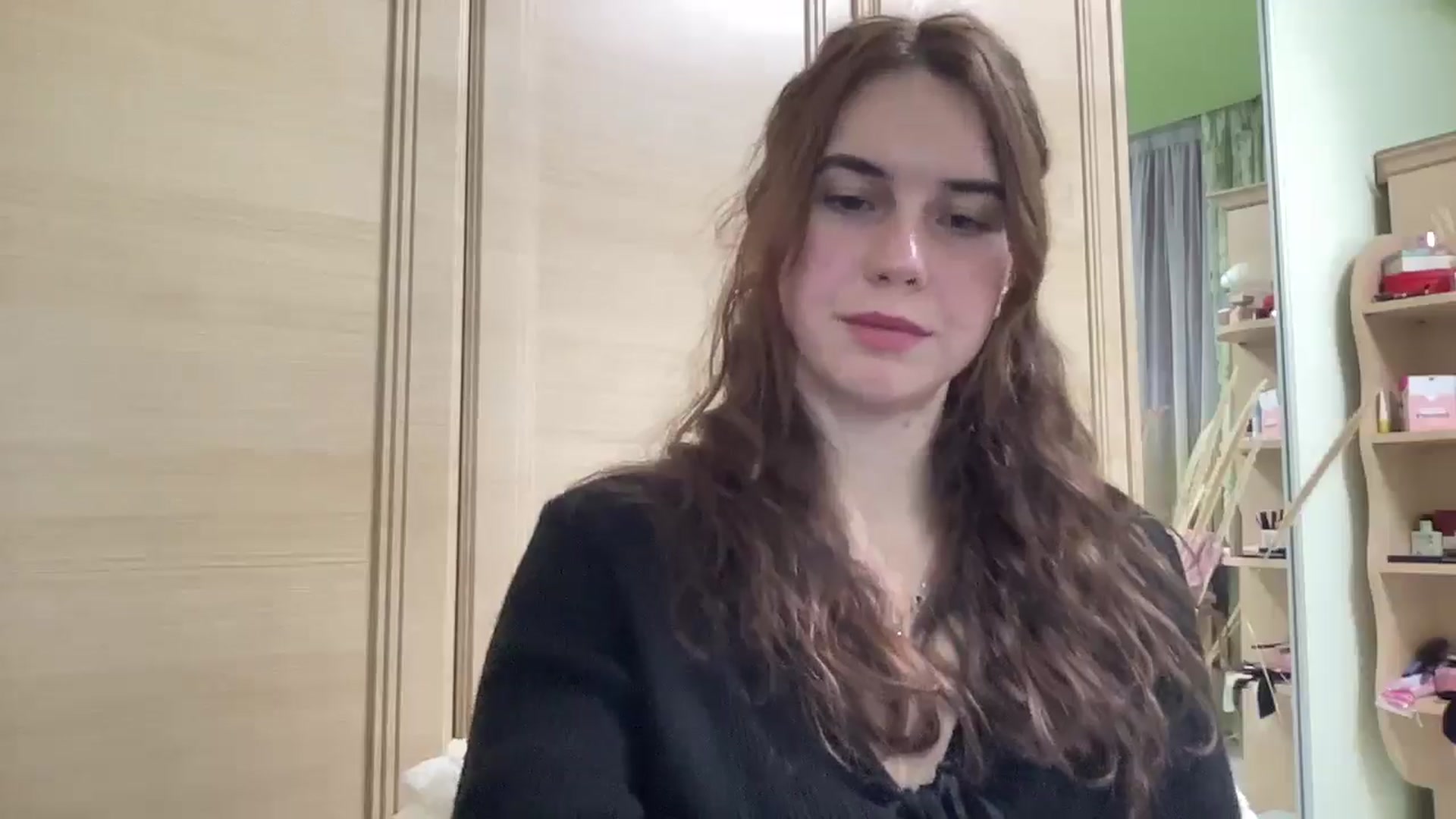 Gallery image thumbnail from EmberMoon's myfreecams stream on, 12/26/2024, 16:14 image 14 of 20