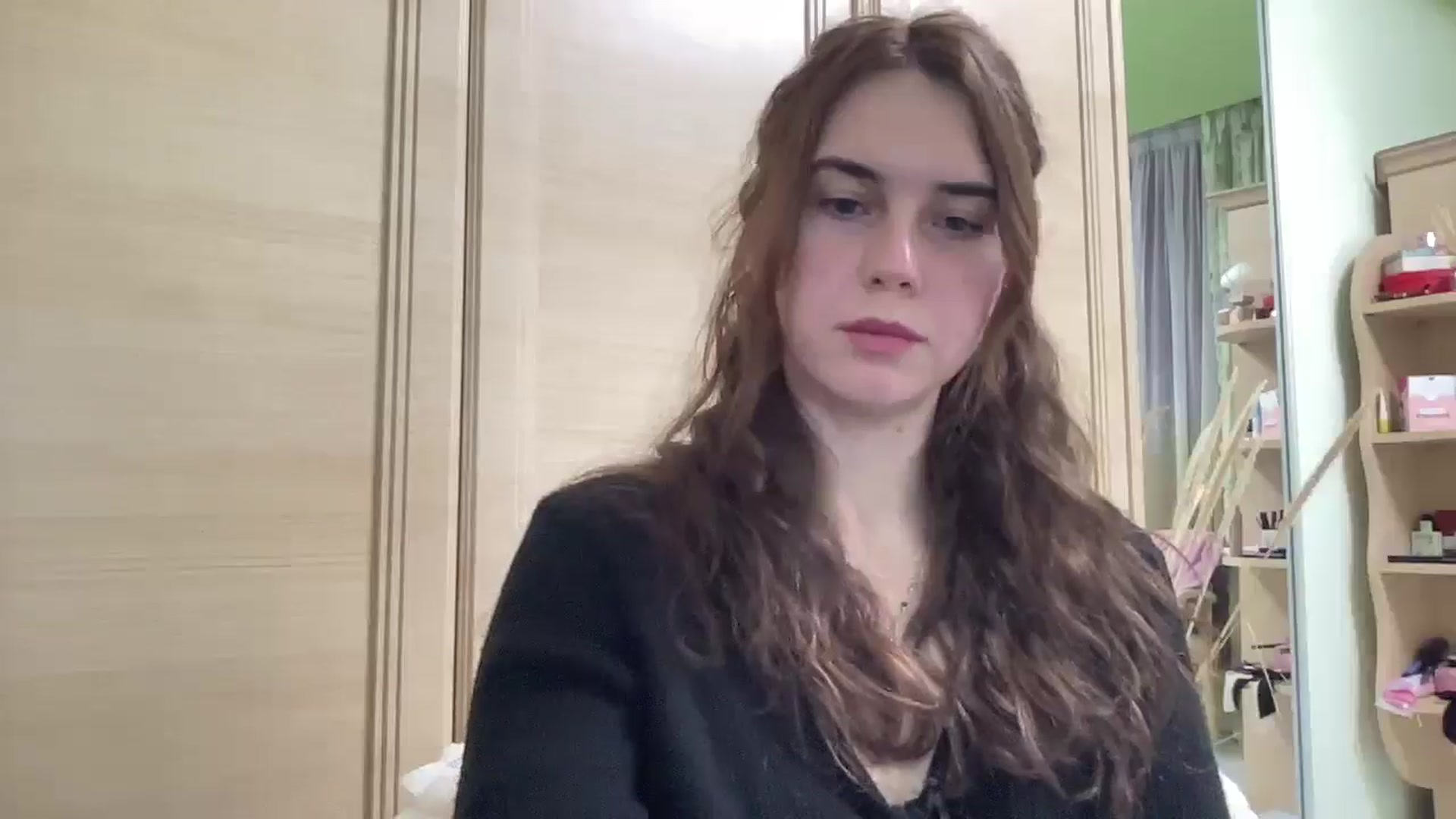 Gallery image thumbnail from EmberMoon's myfreecams stream on, 12/26/2024, 16:14 image 16 of 20