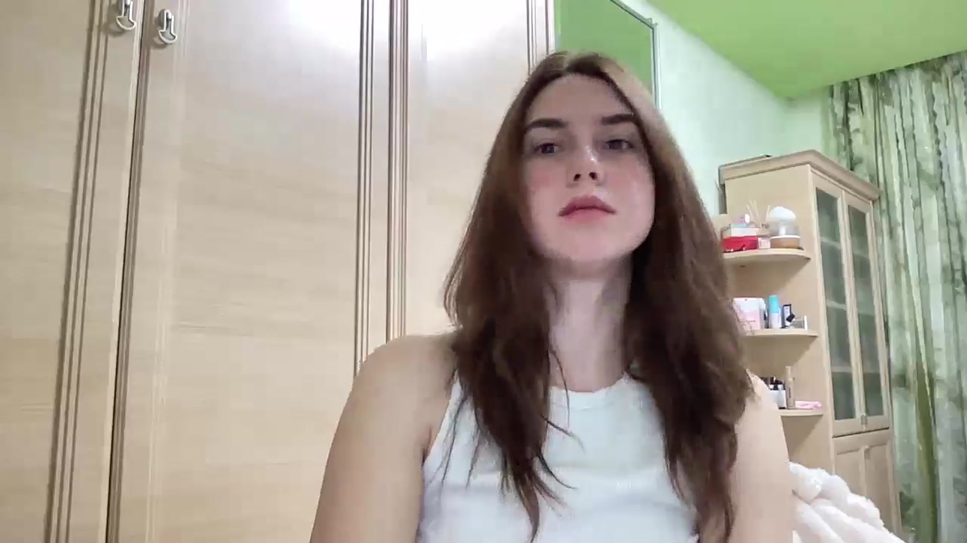 Gallery image thumbnail from EmberMoon's myfreecams stream on, 12/27/2024, 11:31 image 14 of 20