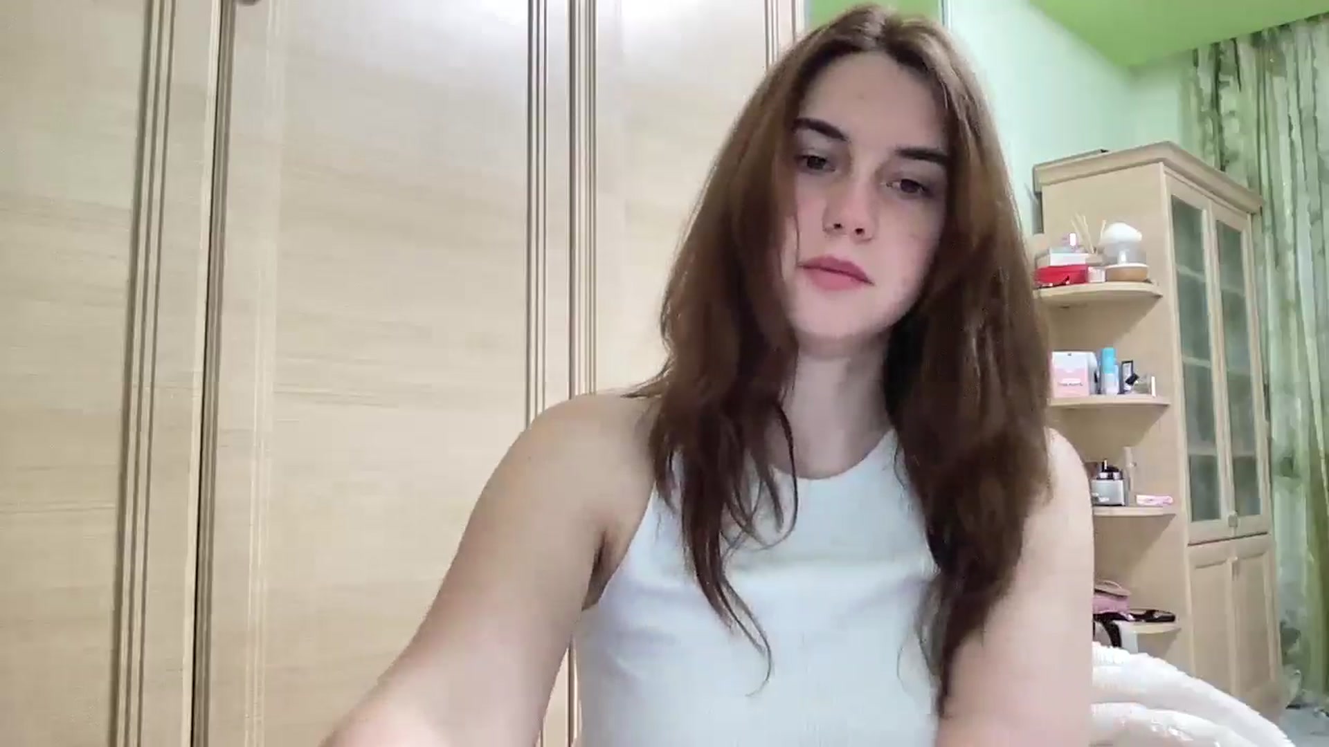 Gallery image thumbnail from EmberMoon's myfreecams stream on, 12/27/2024, 13:11 image 8 of 20