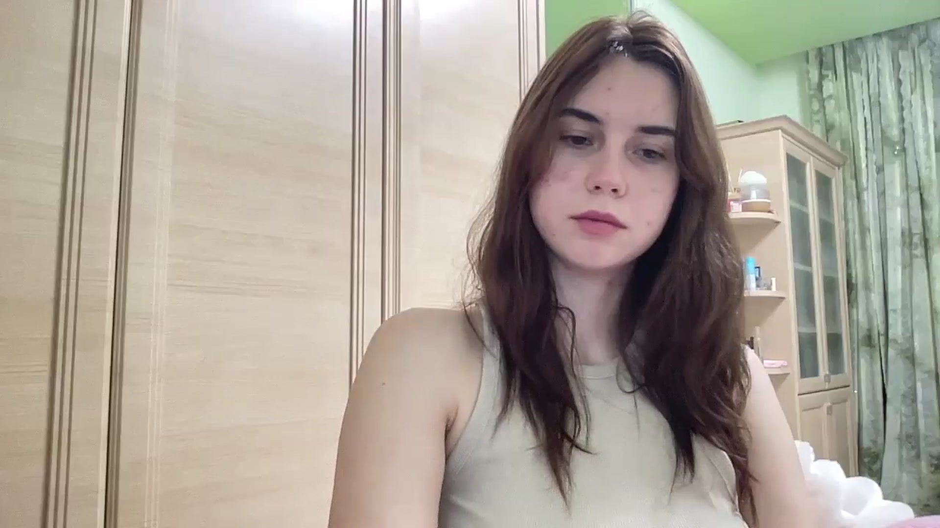 Gallery image thumbnail from EmberMoon's myfreecams stream on, 12/28/2024, 13:50 image 8 of 20