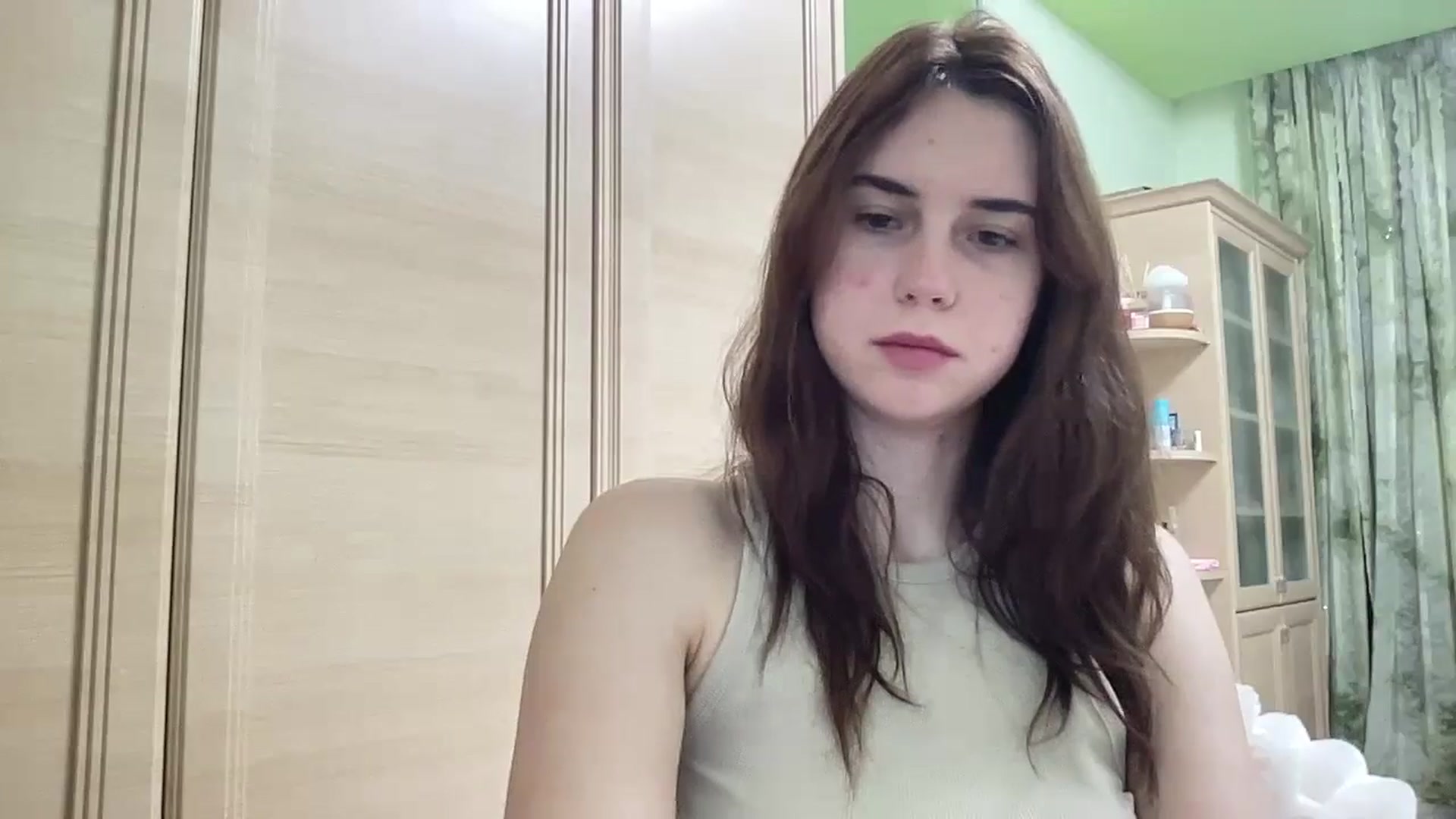 Gallery image thumbnail from EmberMoon's myfreecams stream on, 12/28/2024, 13:50 image 6 of 20